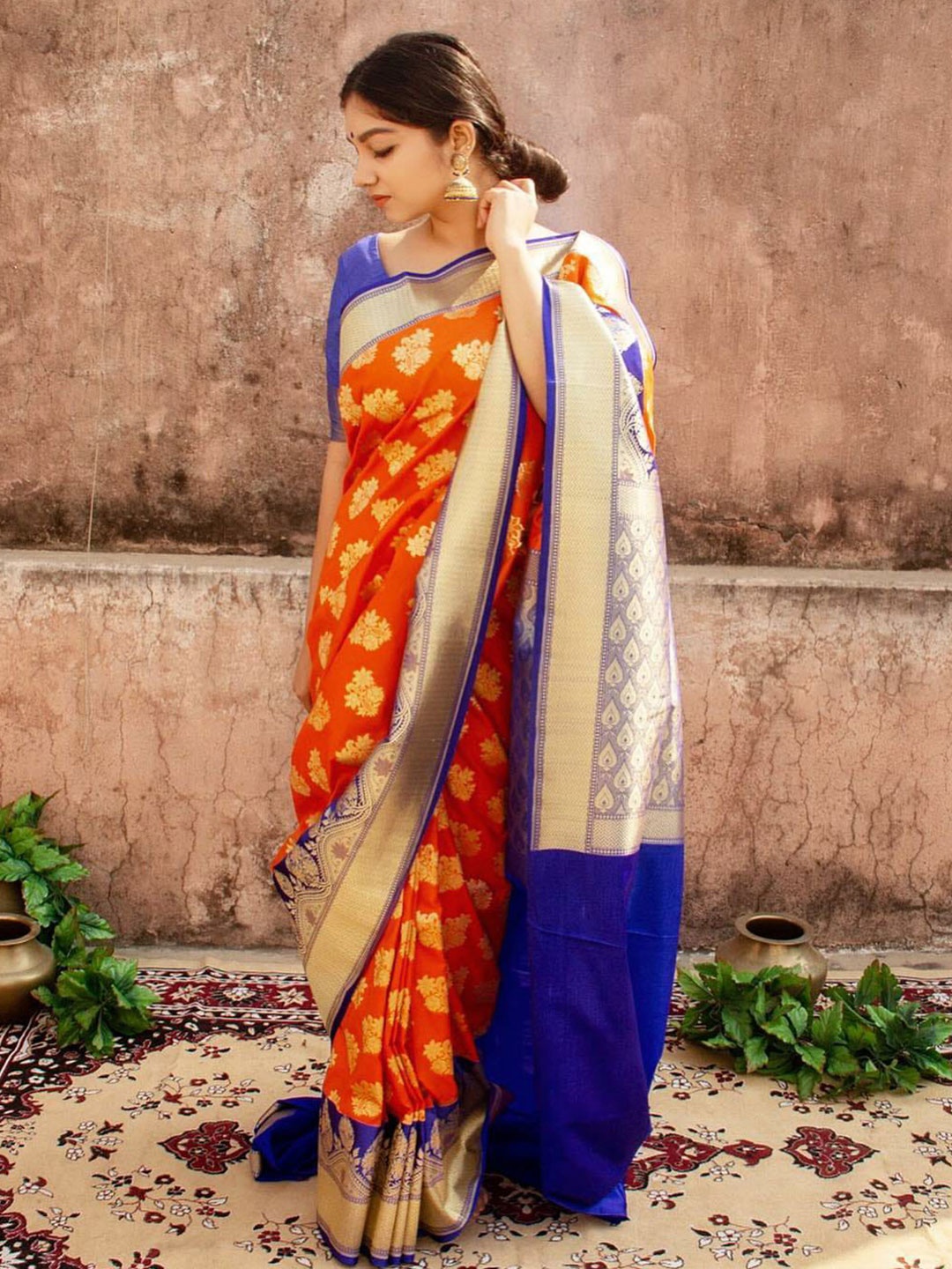 

TIEXA Ethnic Motifs Woven Design Zari Pure Silk Banarasi Saree, Orange