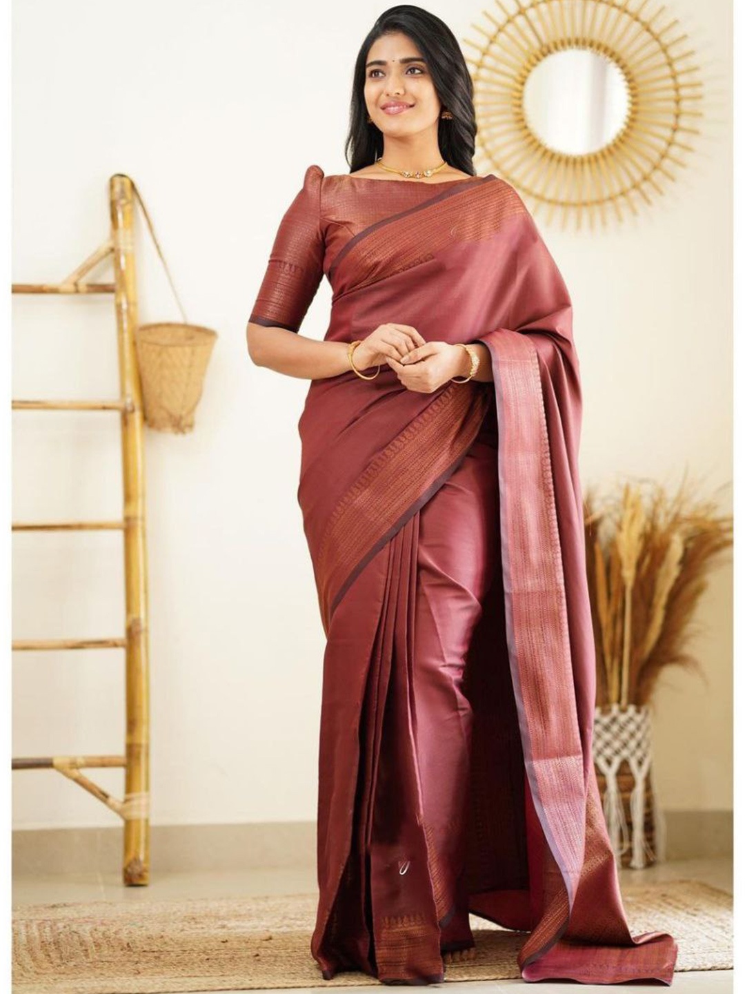 

TIEXA Zari Pure Silk Banarasi Saree, Burgundy