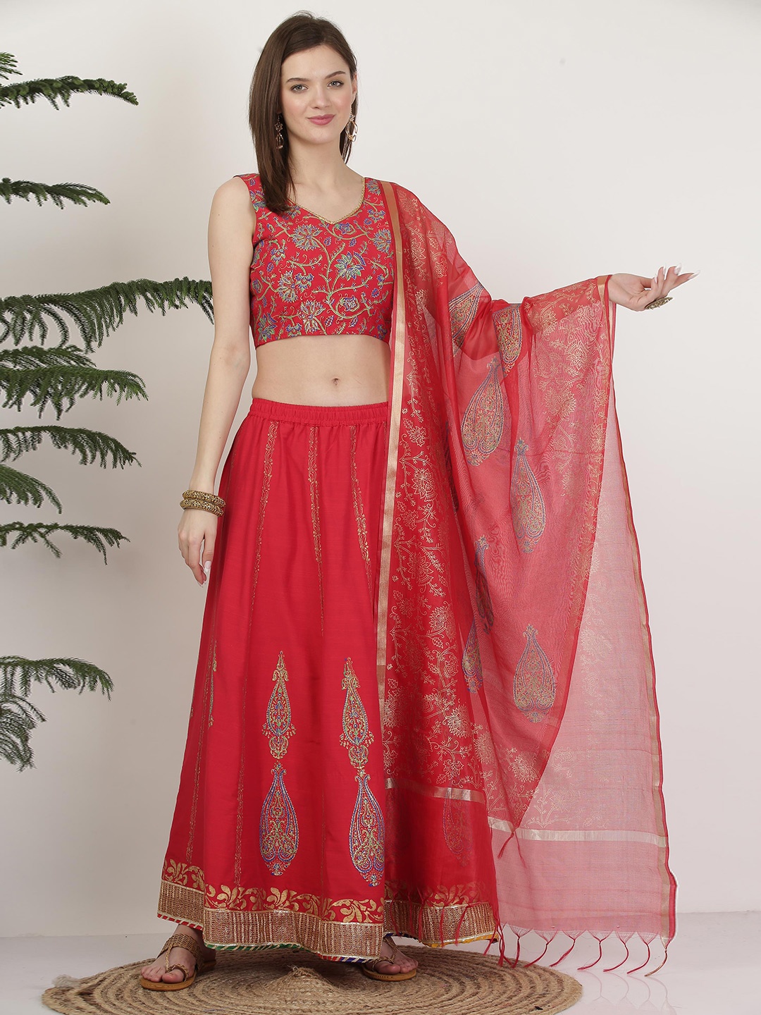 

KAANCHIE NANGGIA Printed Ready to Wear Lehenga & Blouse With Dupatta, Red
