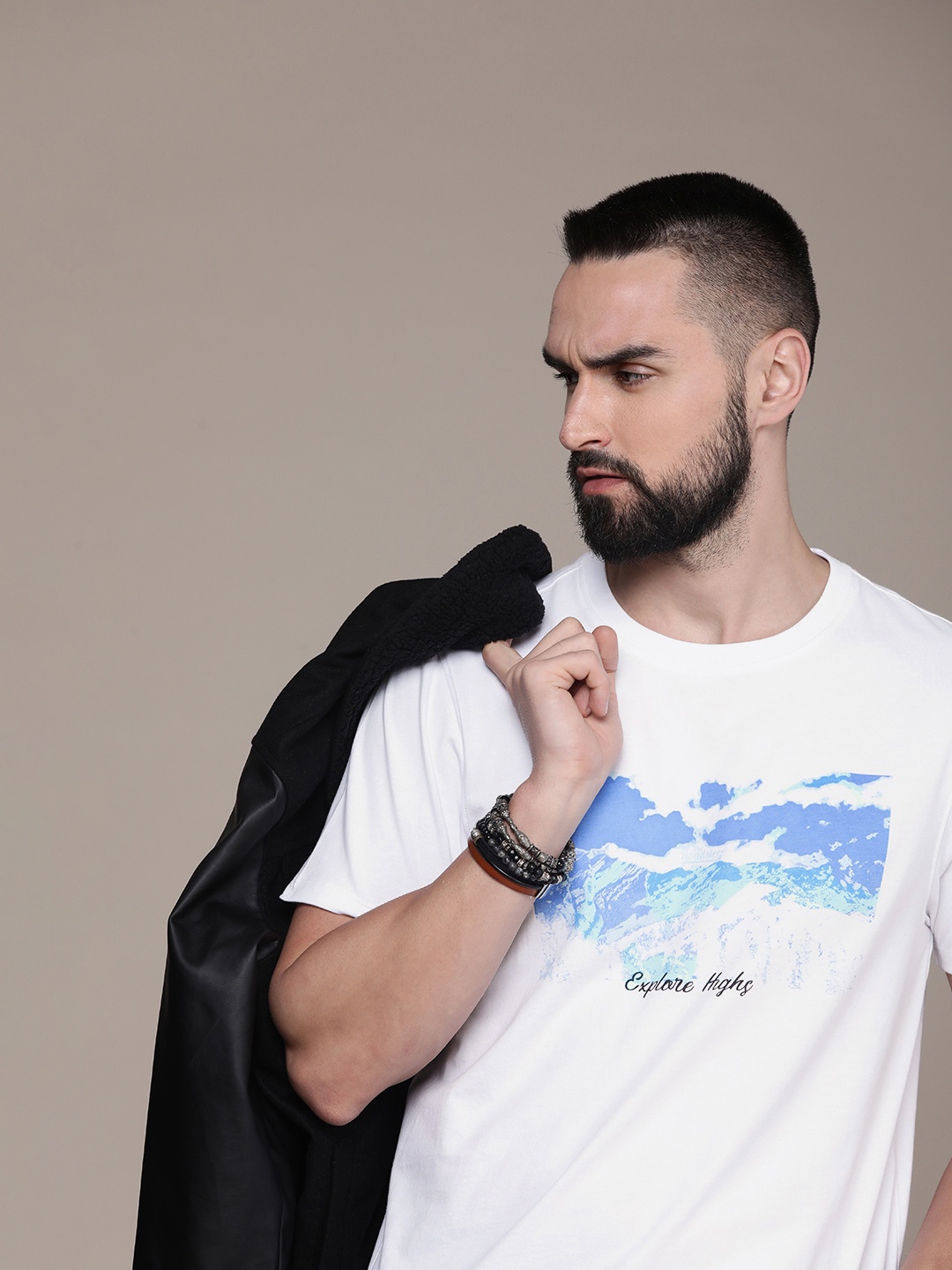 

Roadster Men Printed Pure Cotton T-shirt, White