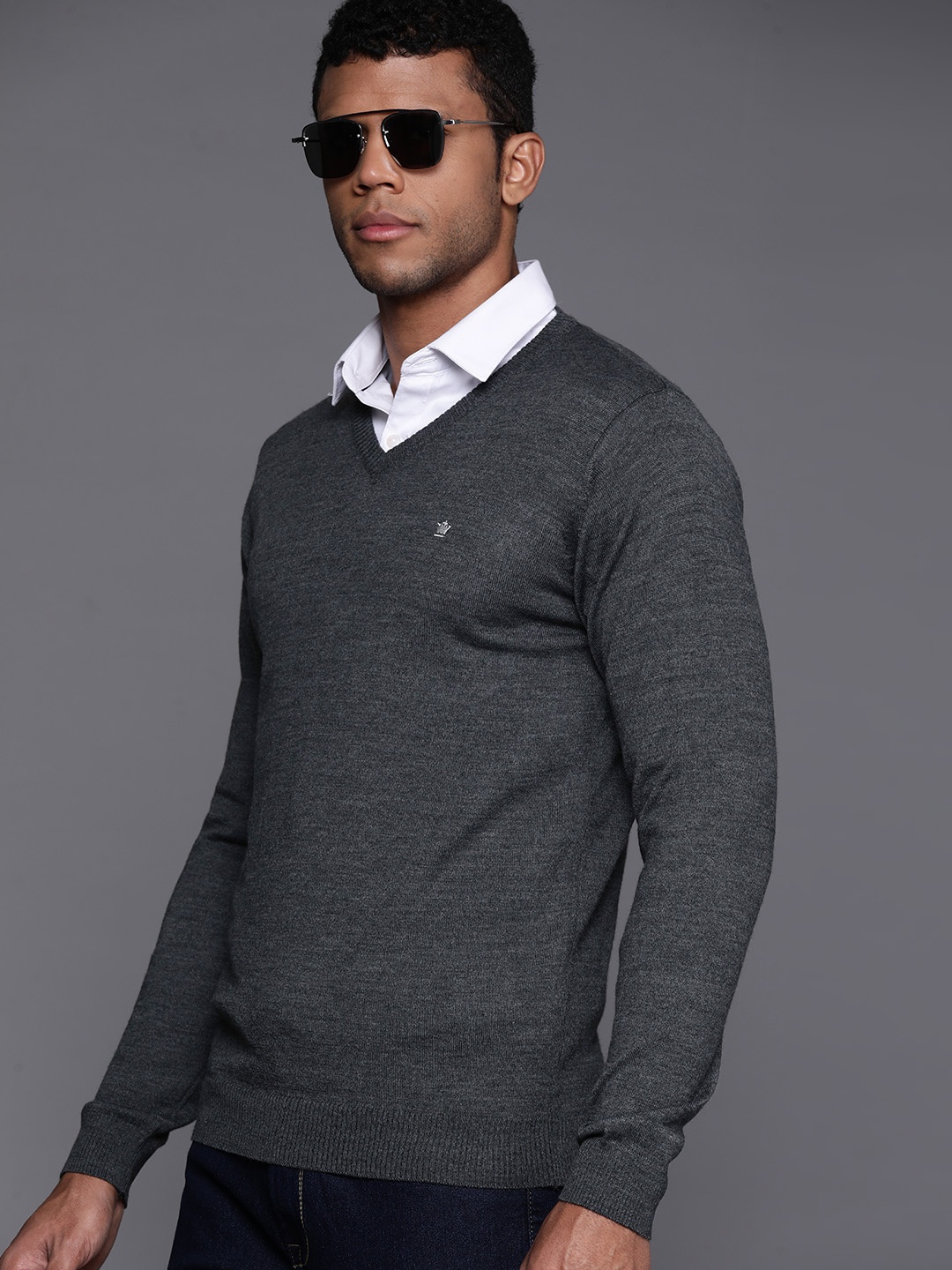 

Louis Philippe Solid Smart Casual Pullover, Charcoal