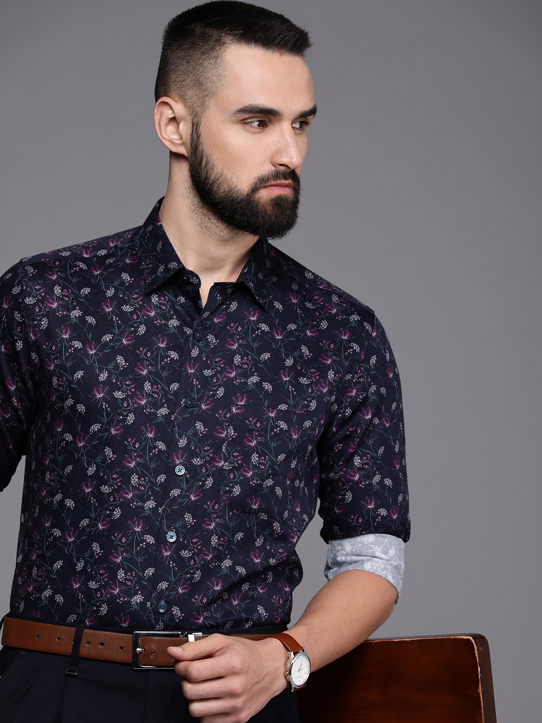 

Louis Philippe Pure Cotton Slim Fit Floral Printed Formal Shirt, Navy blue