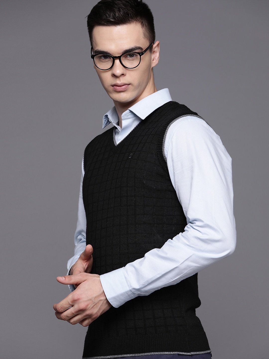 

Louis Philippe Fine-Knit Sweater Vest, Black