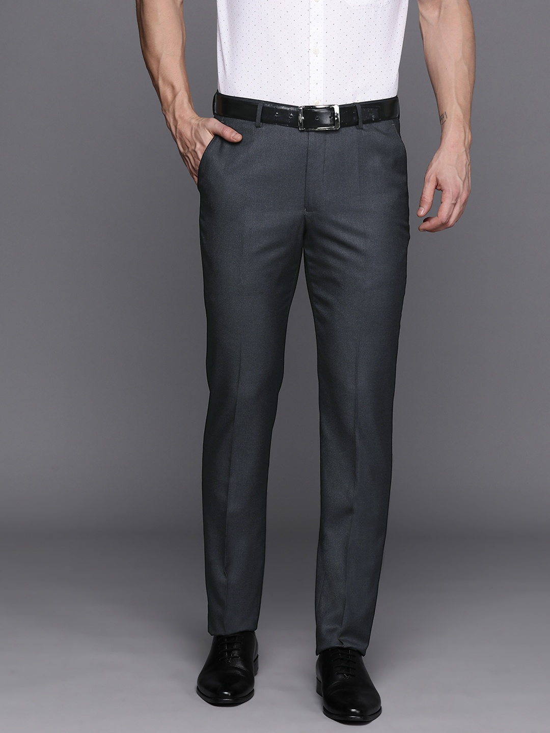 

Louis Philippe Men Slim Fit Formal Trousers, Charcoal