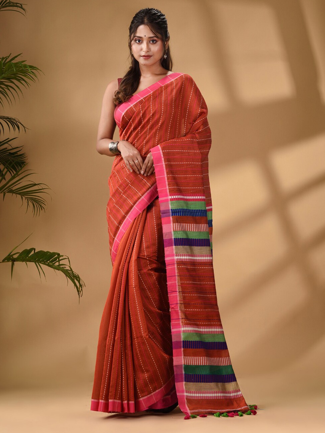 

Arhi Striped Woven Design Kantha Work Silk Cotton Saree, Red