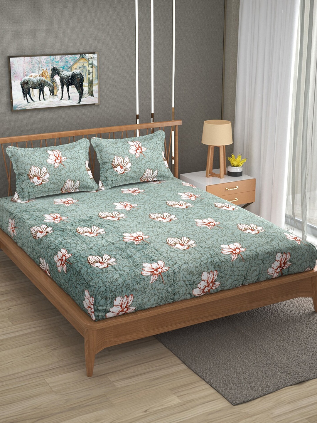 

Stylespace by Isha White & Green Floral Velvet 300 TC King Bedsheet with 2 Pillow Covers