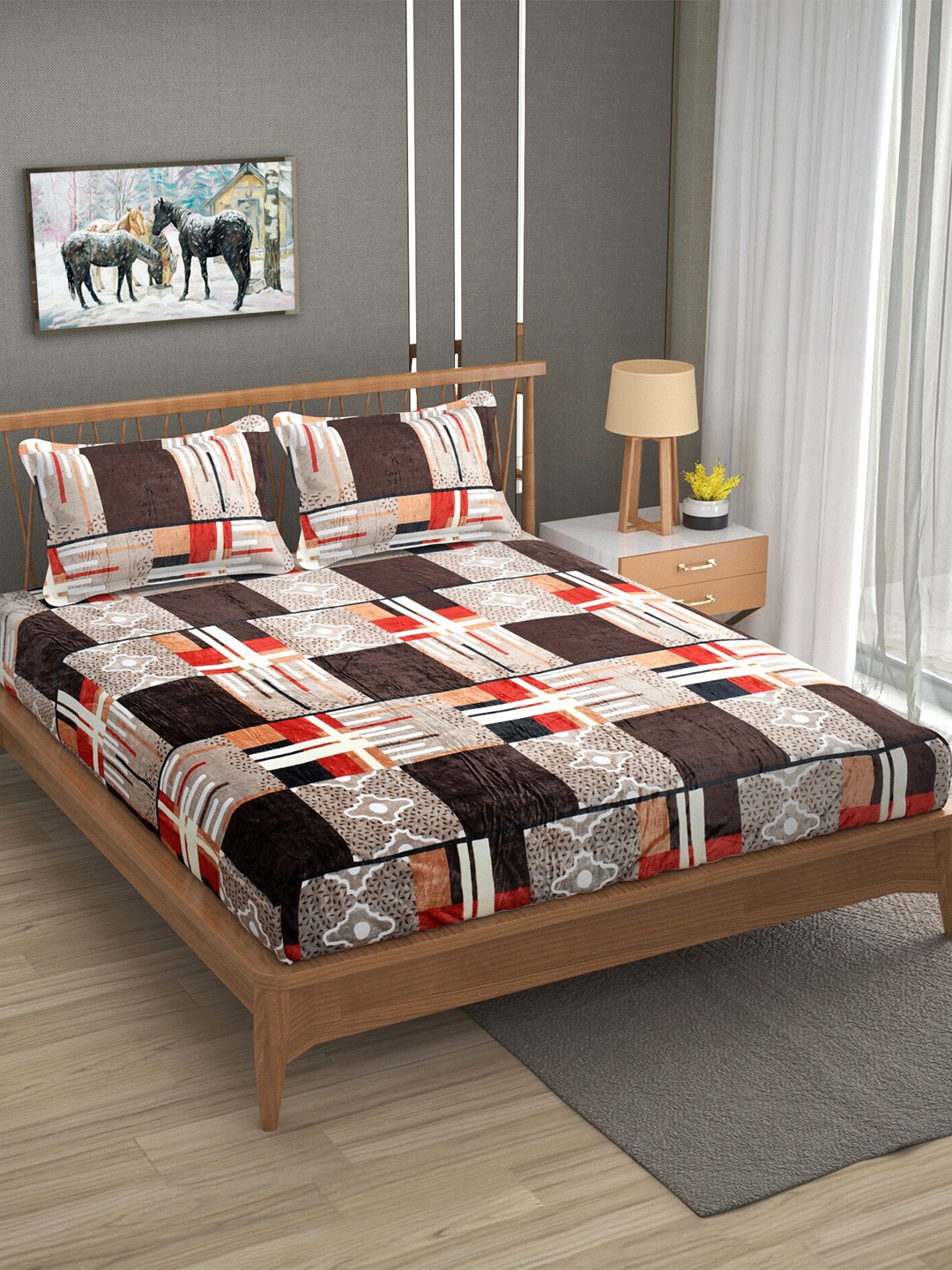 

Stylespace by Isha Brown & Red Geometric Velvet 330 TC King Bedsheet with 2 Pillow Covers