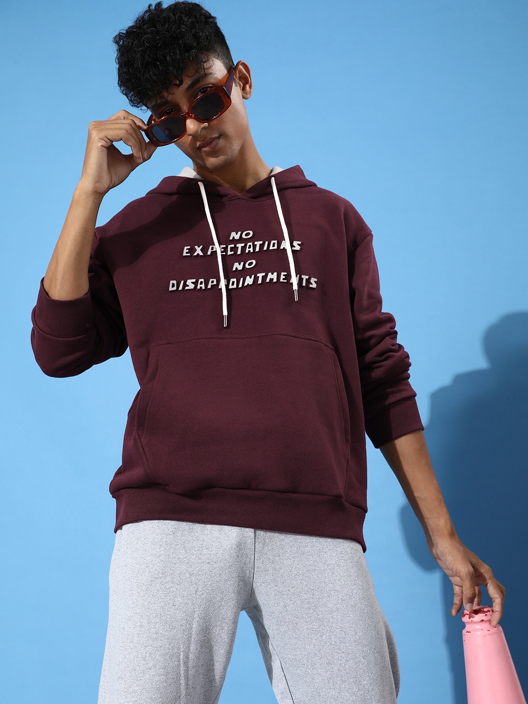 

Difference of Opinion Men Printed Hooded Sweatshirt, Maroon