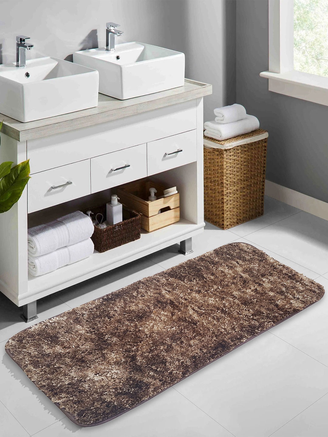 

LUXEHOME INTERNATIONAL Hawaii Brown Microfibre Anti-Skid Bath Rugs