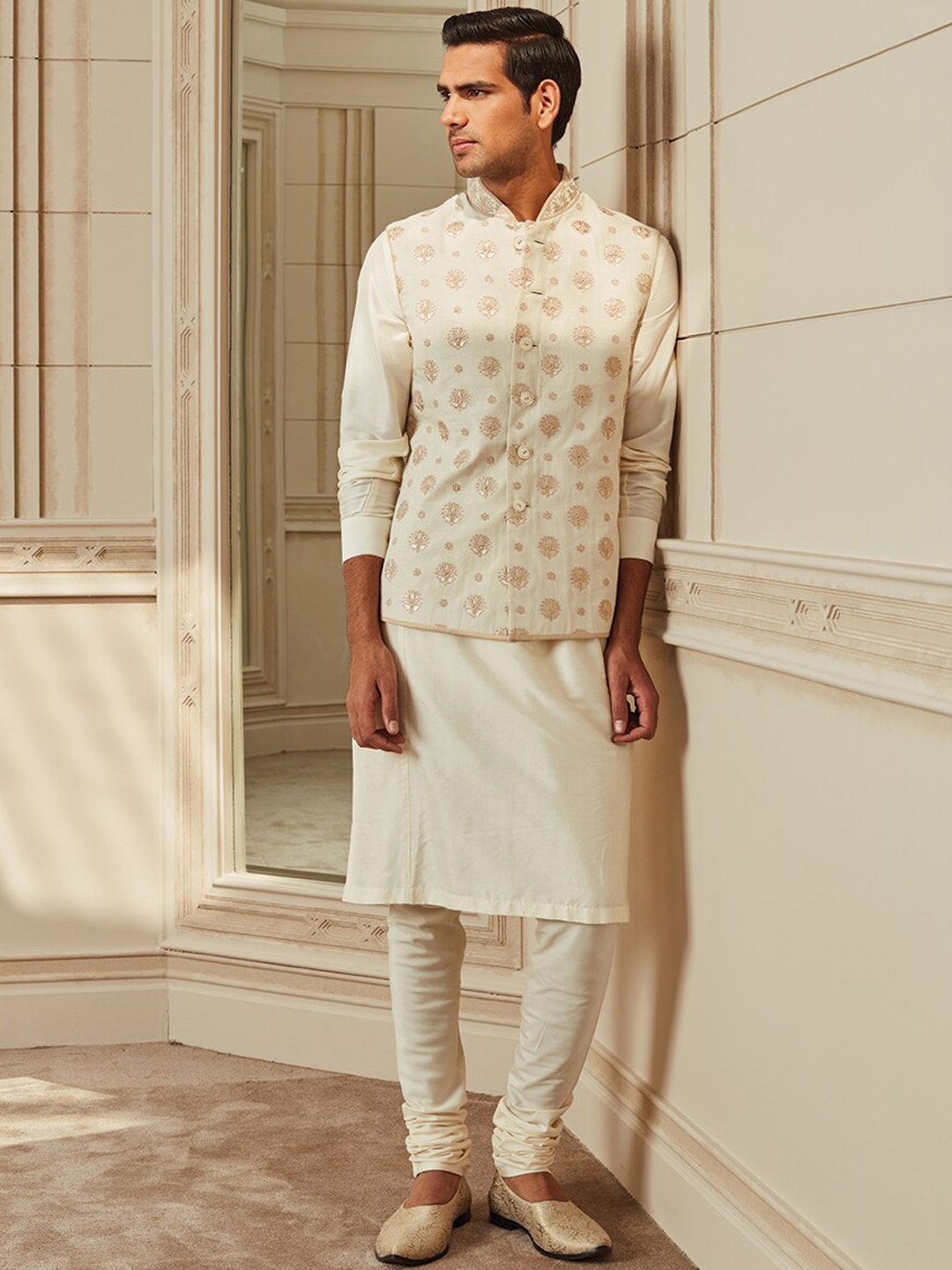 

Tasva Embroidered Regular Kurta & Churidar With Nehru Jacket, Cream