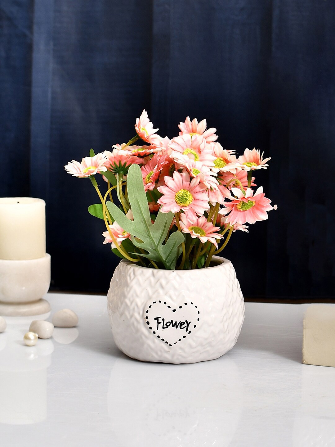 

TAYHAA White & Pink Daisies Plant With Ceramic Pot