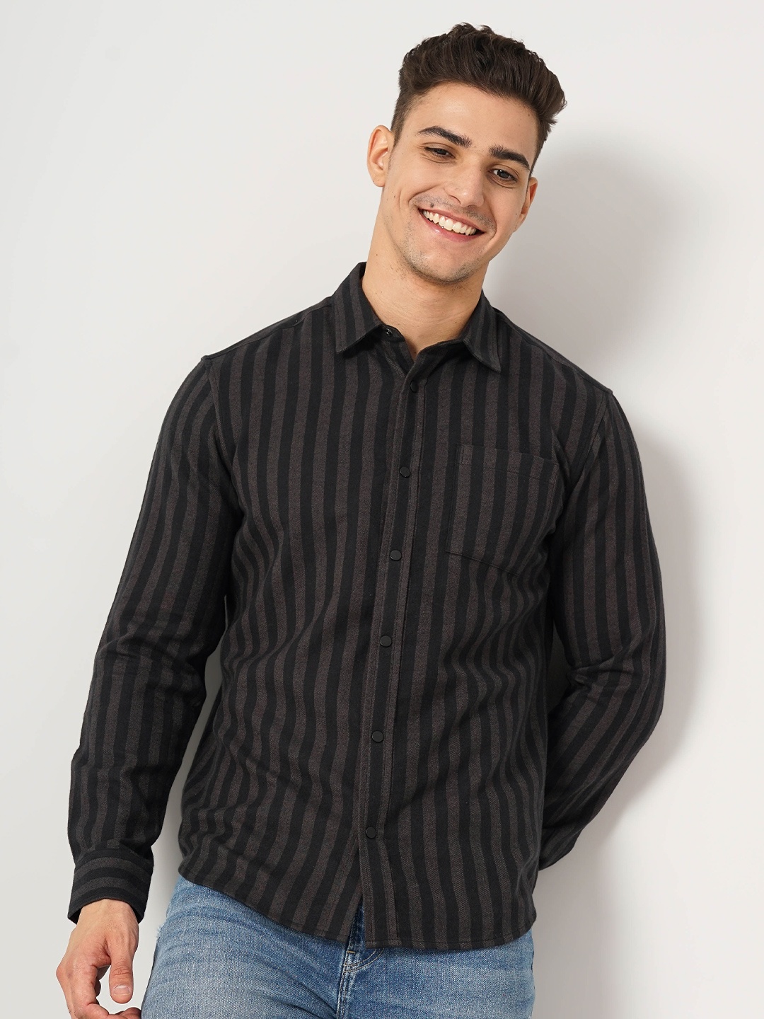 

Celio Classic Vertical Stripes Cotton Casual Shirt, Black
