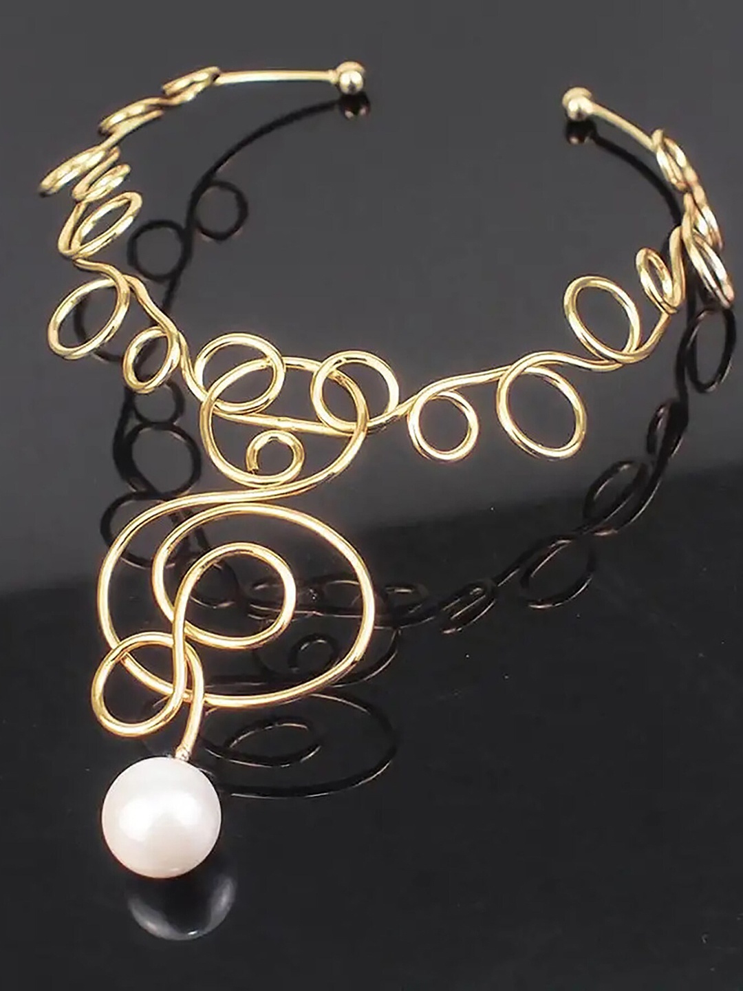 

CHOKORE Statement Necklace, Gold