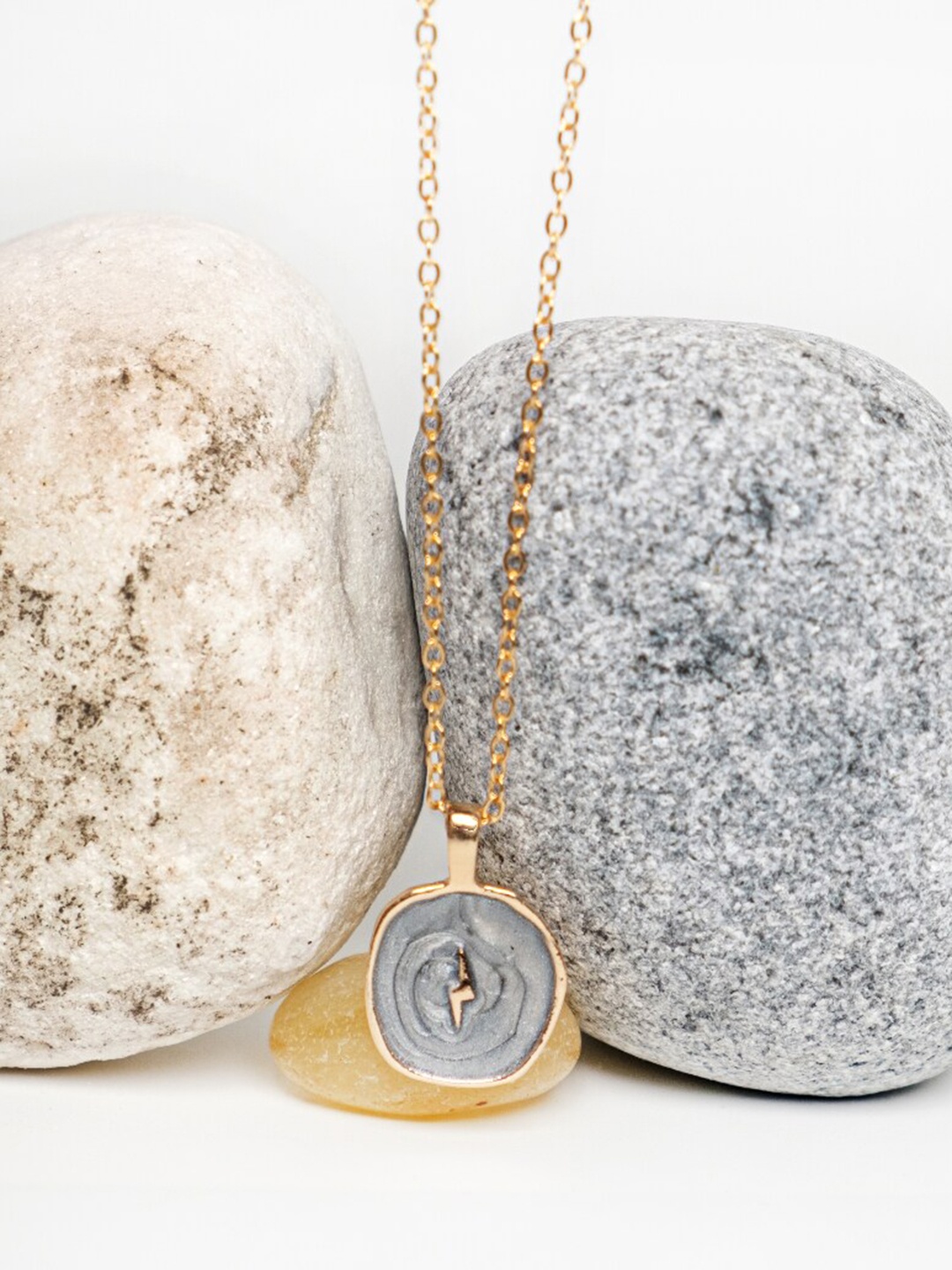 

CHOKORE Minimal Necklace, Gold