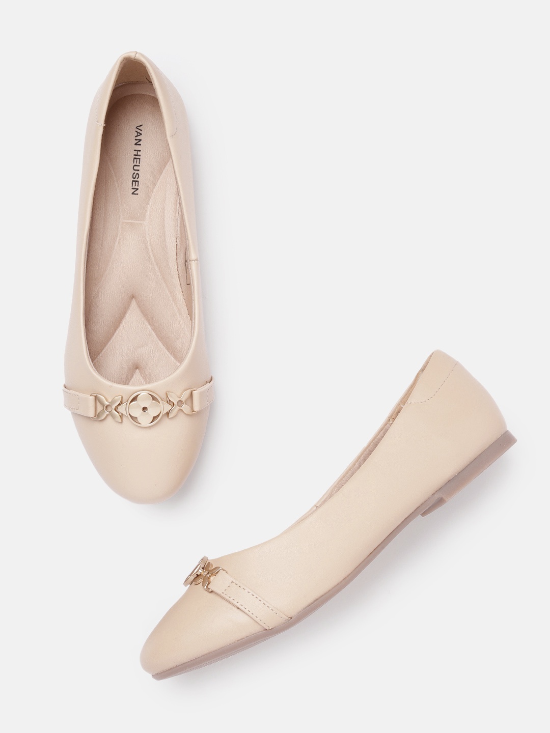 

Van Heusen Woman Embellished Detail Round-Toe Ballerinas, Cream