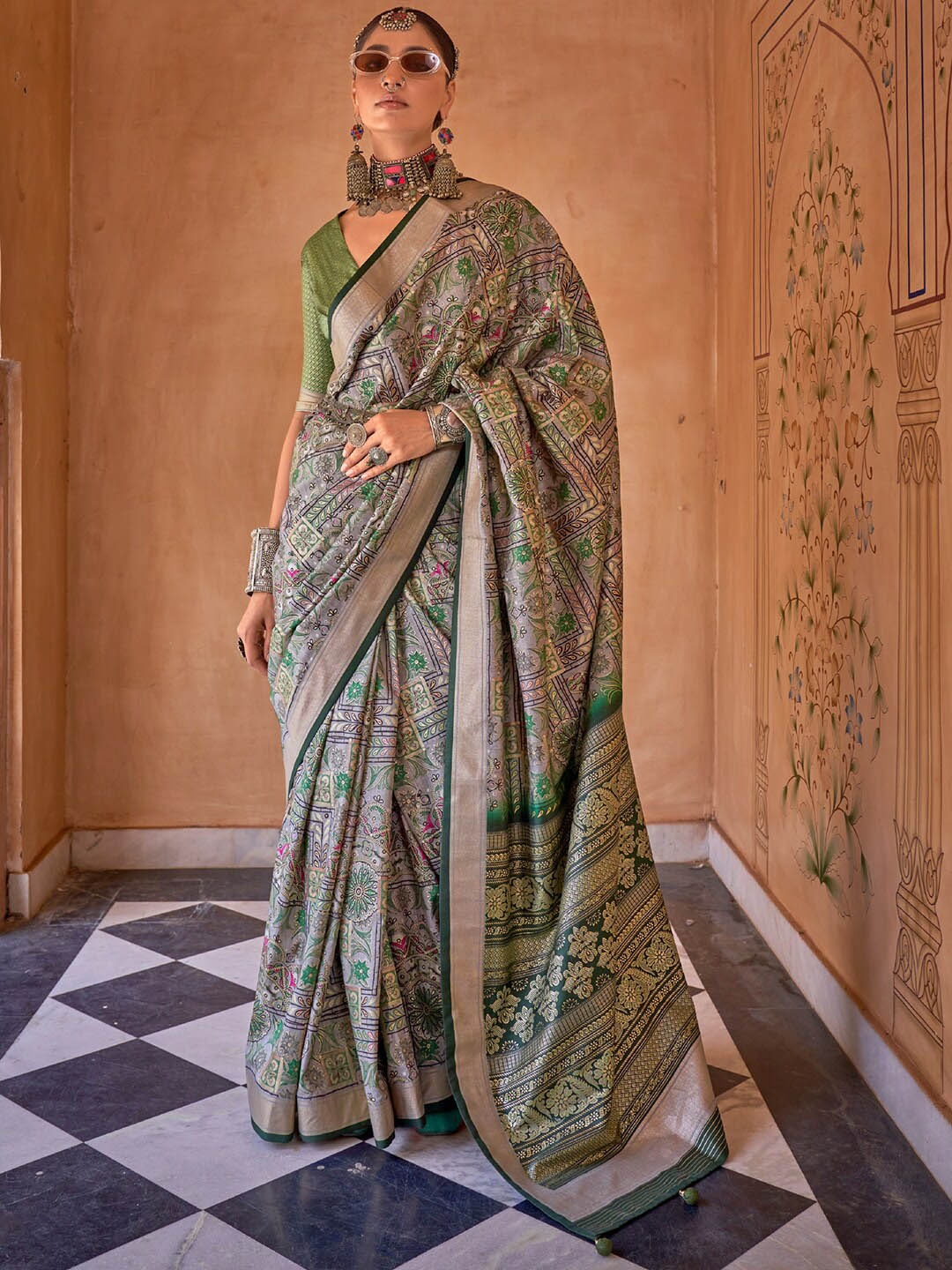 

Anouk Woven Design Zari Banarasi Saree, Grey