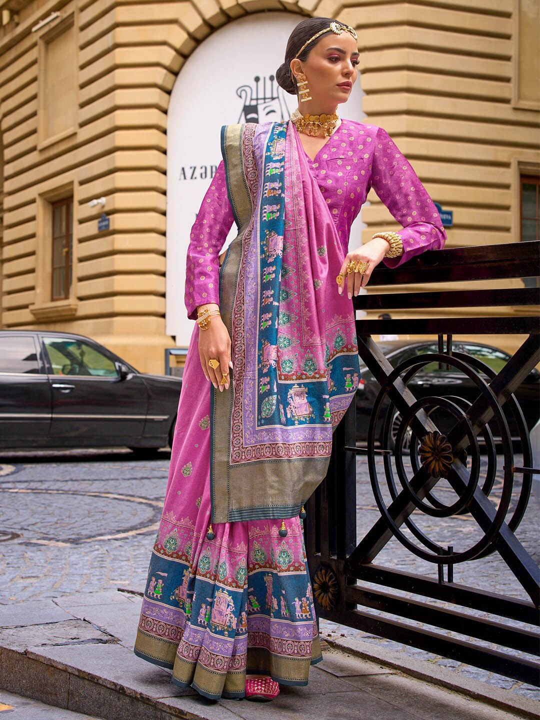 

Anouk Ethnic Motifs Woven Design Zari Saree, Pink