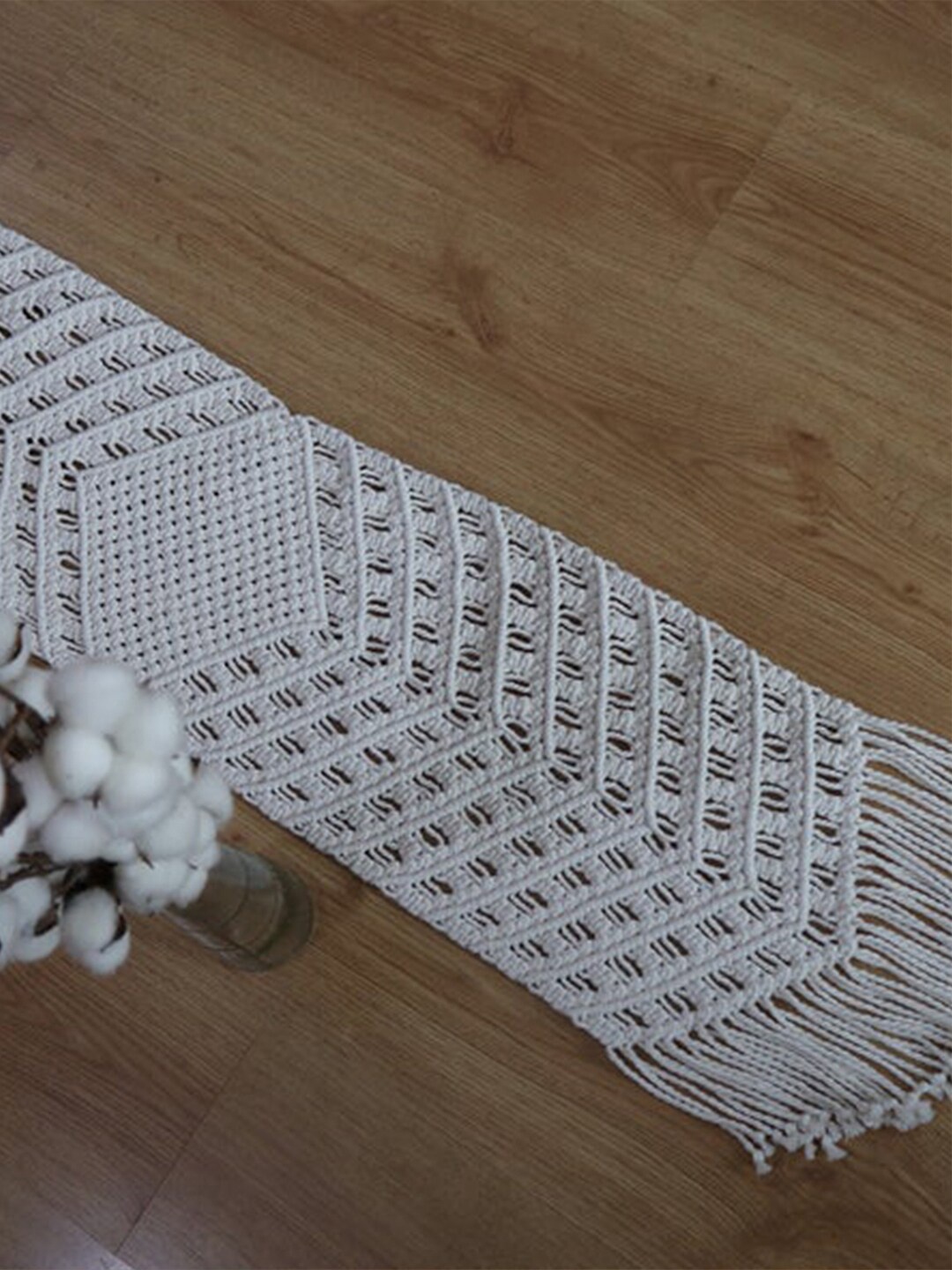 

Kaahira Off White Macrame Table Runner