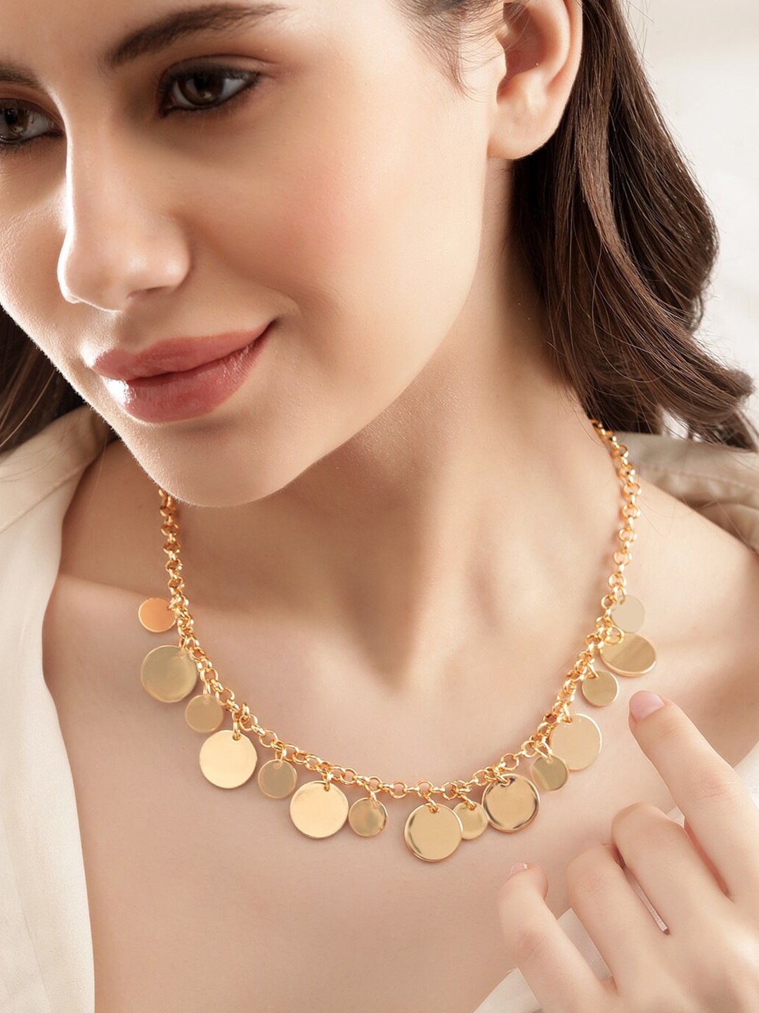 

Rubans Voguish Gold-Plated Necklace