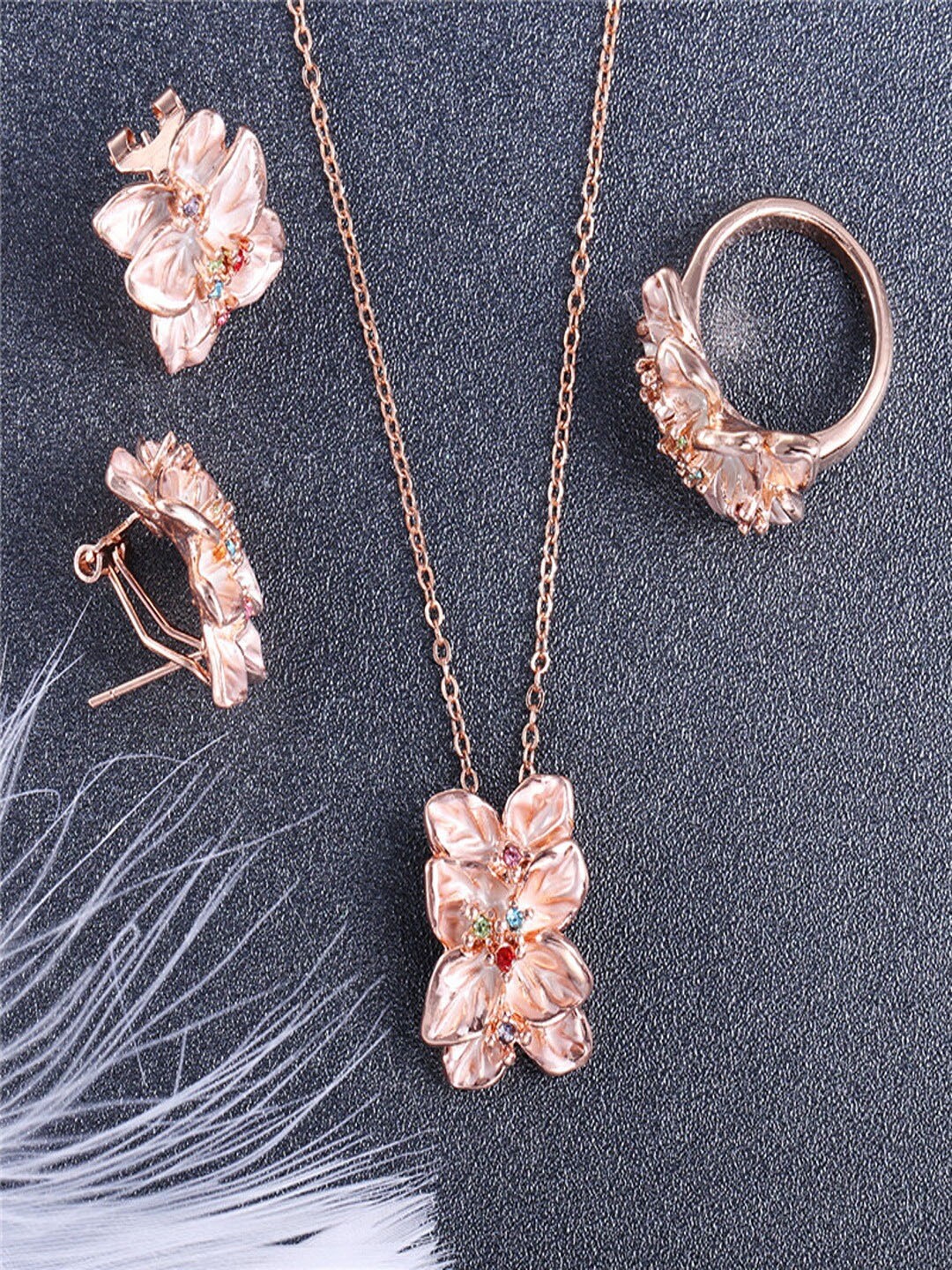 

UNIVERSITY TRENDZ Gold Plated Stone Studded Jewellery Set