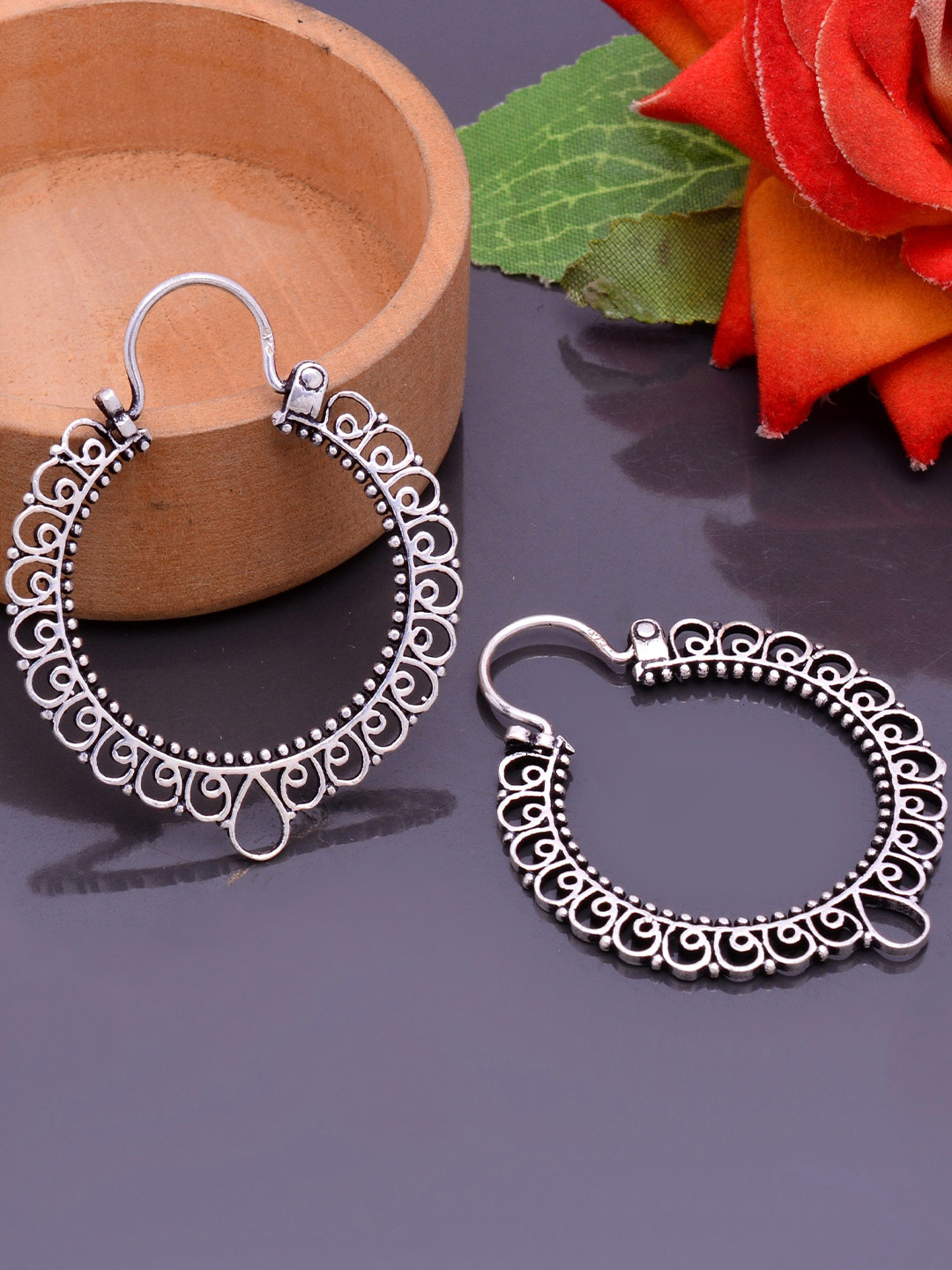 

Abhooshan 925 Sterling Silver Oxidised Contemporary Hoop Earrings