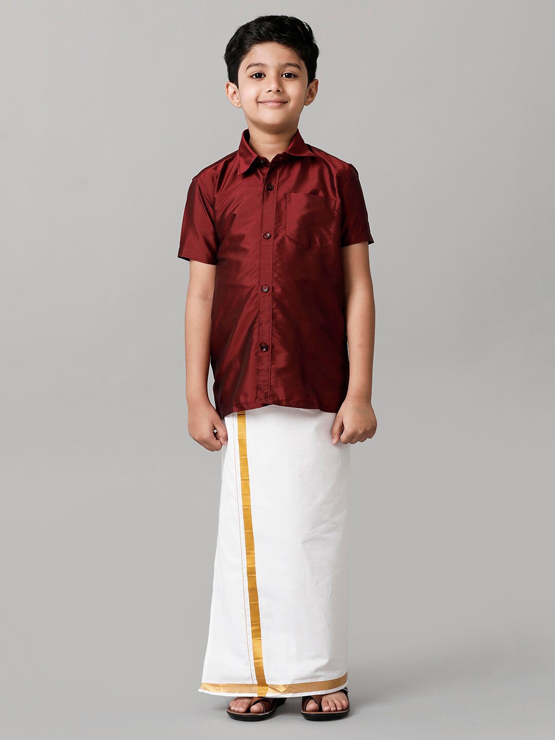 

Ramraj Boys Short Sleeves Shirt With Adjustable Veshti, Maroon