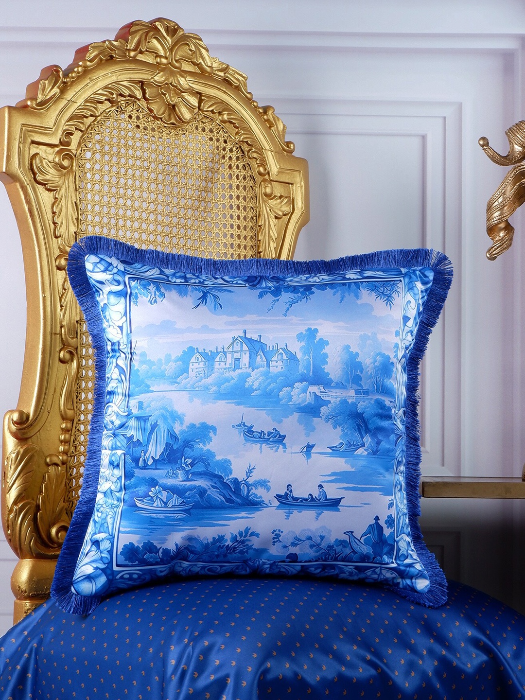 

THE WHITE INK DECOR Blue & White Floral Satin Square Cushion Cover
