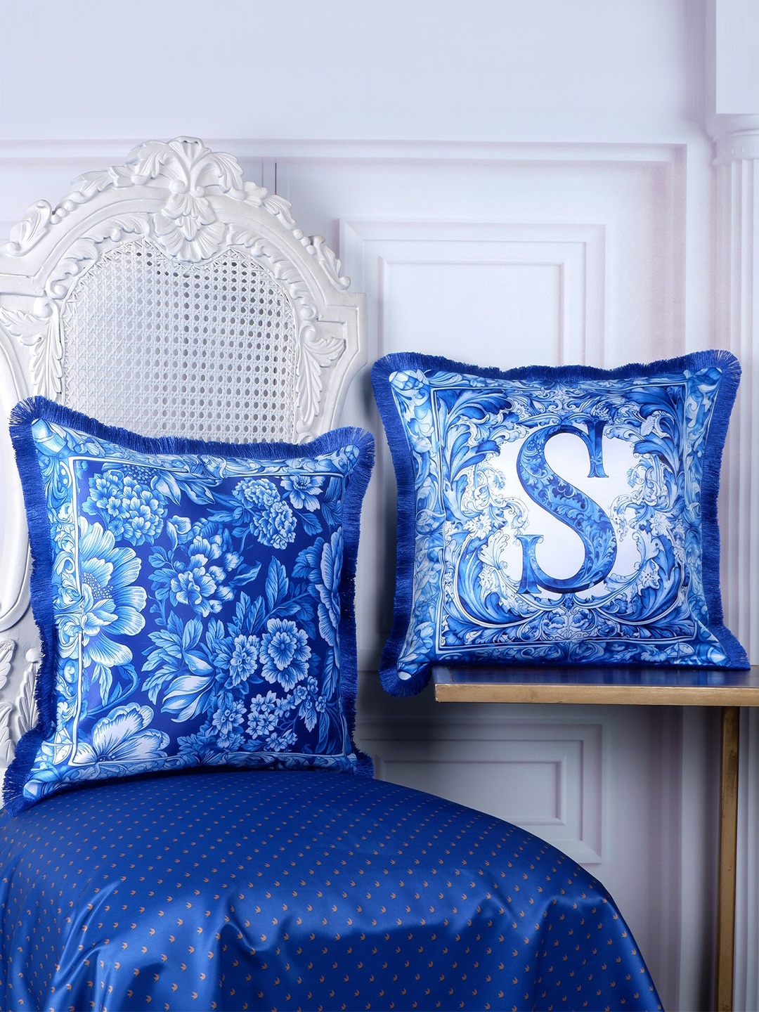 

THE WHITE INK DECOR Blue & White 2 Pieces Floral Satin Square Cushion Covers