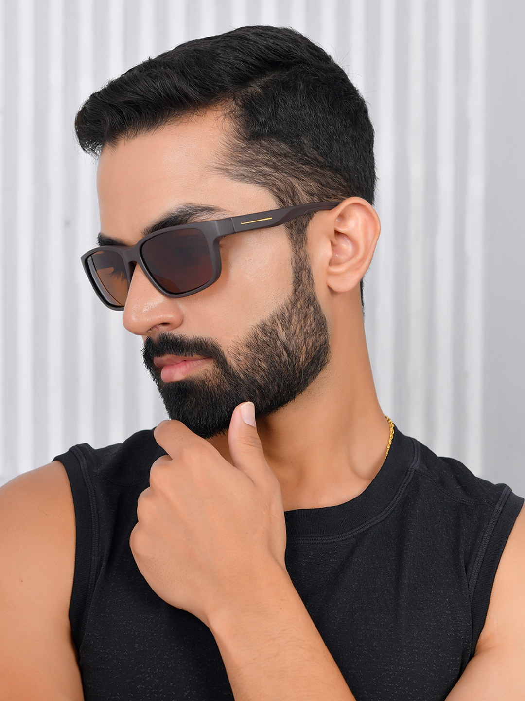 

ROYAL SON Unisex Rectangular Sunglasses with Polarised and UV Protected Lens CHI00161-C3, Brown