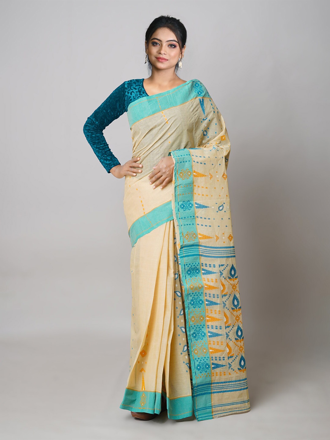

Unnati Silks Woven Design Pure Cotton Jamdani Saree, Cream