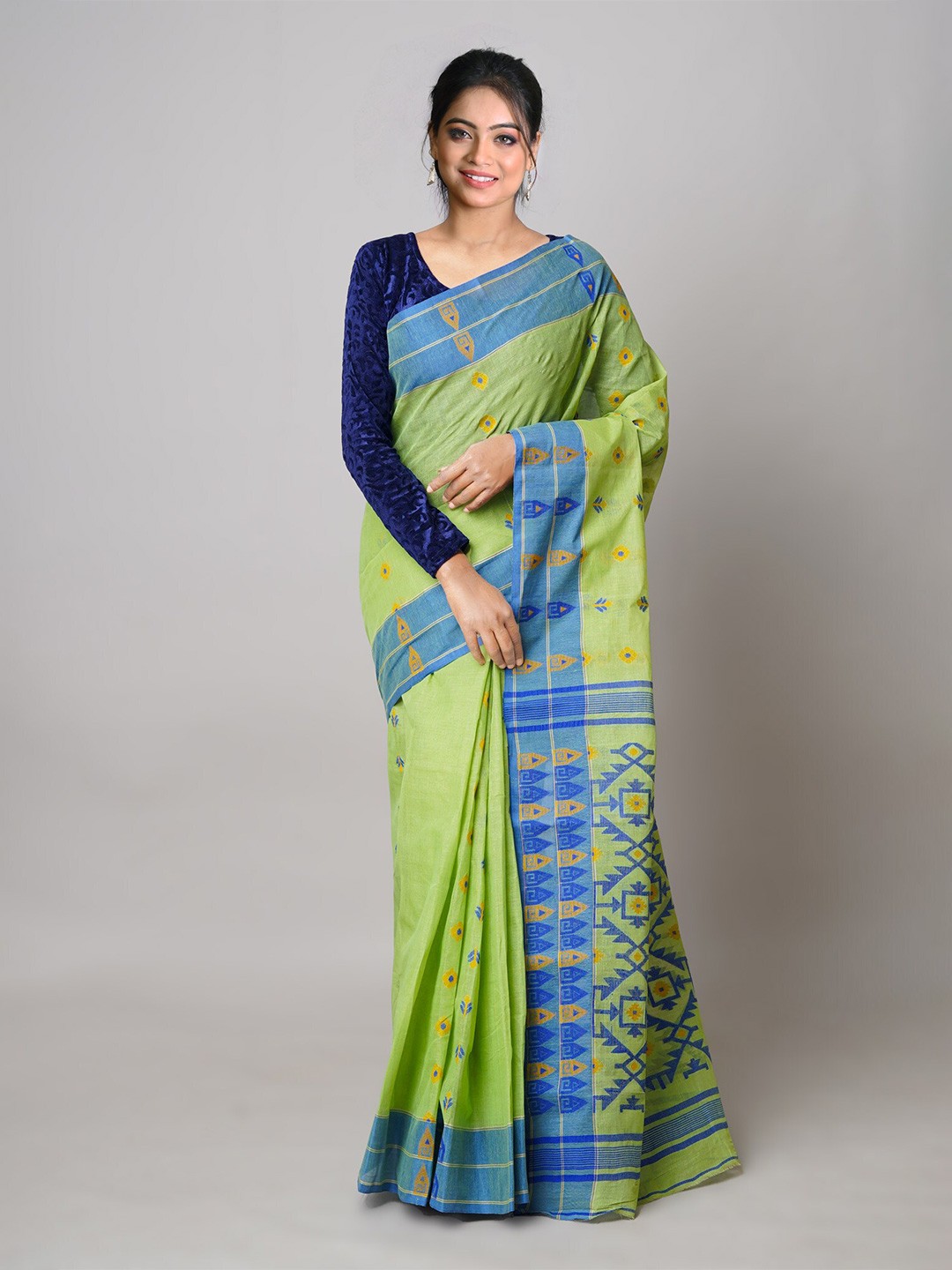 

Unnati Silks Woven Design Pure Cotton Jamdani Saree, Green
