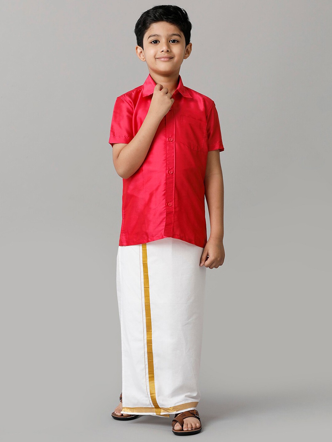 

Ramraj Boys Spread Collar Shirt With Adjustable Veshti, Red