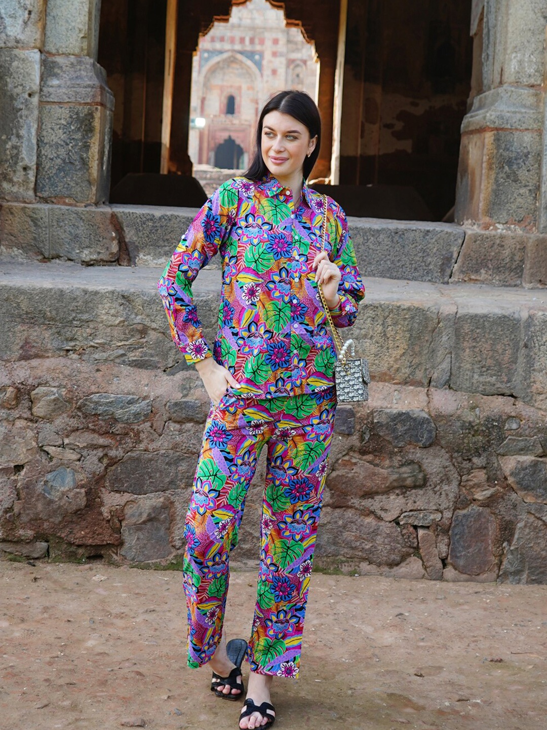 

Rajoria Instyle Printed Shirt Collar T-shirt With Trousers, Purple