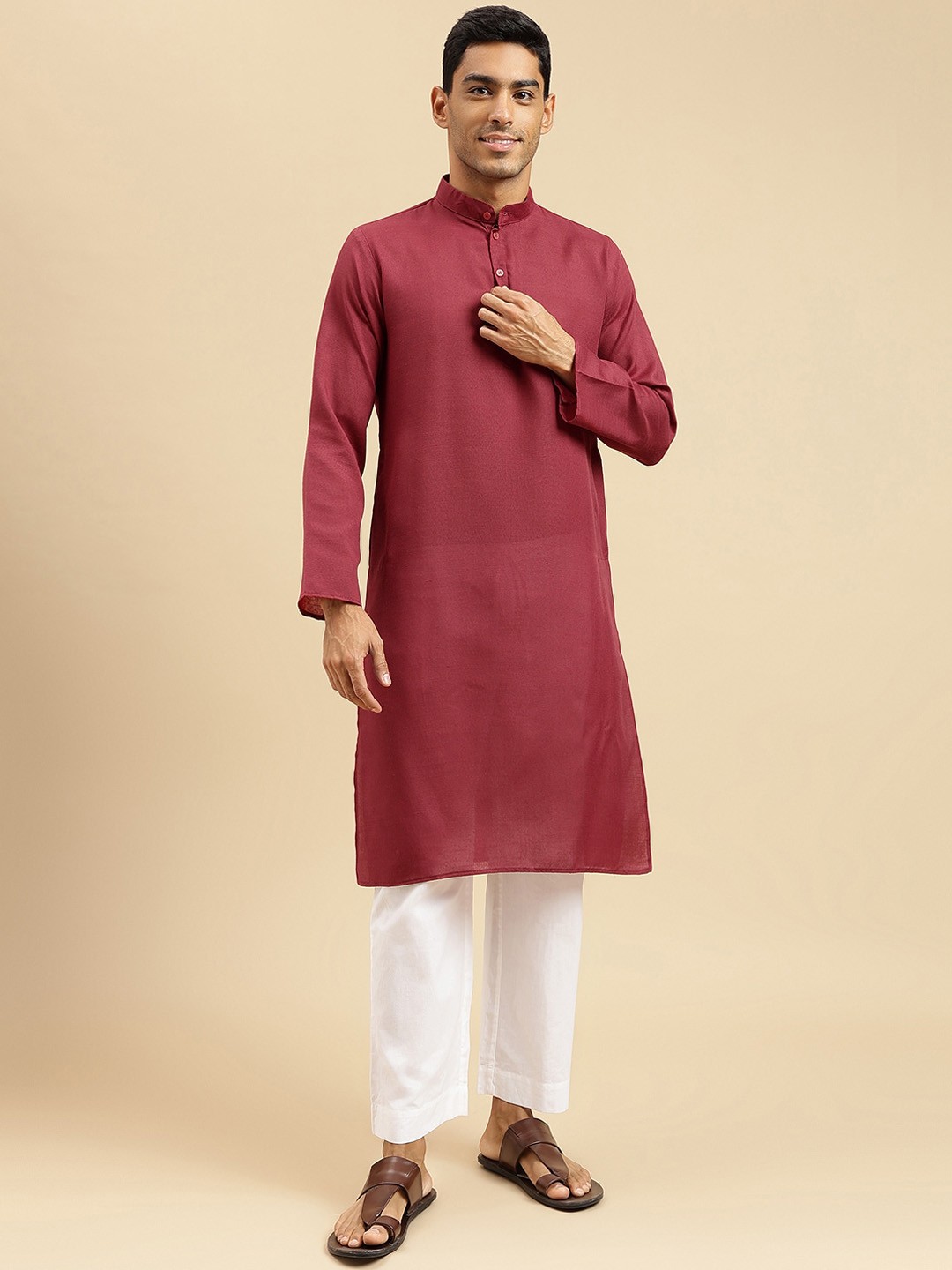 

Sangria Maroon & White Mandarin Collar Straight Kurta With Trousers