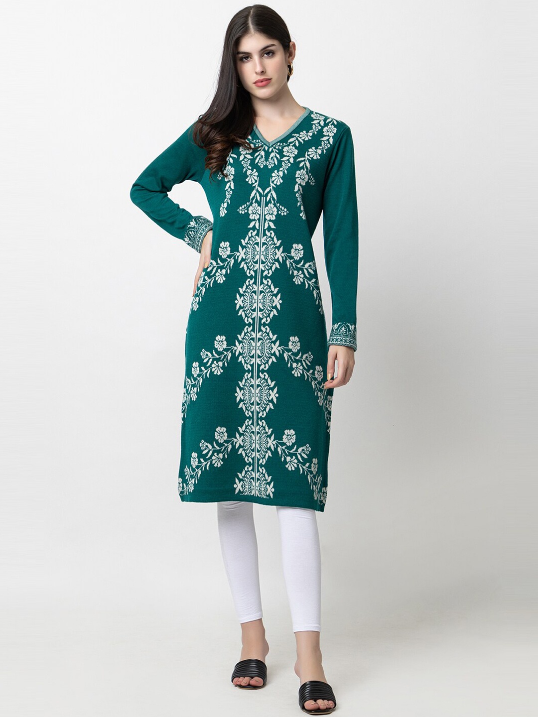 

KEIKO Floral Woven Design V-Neck Kurta, Green