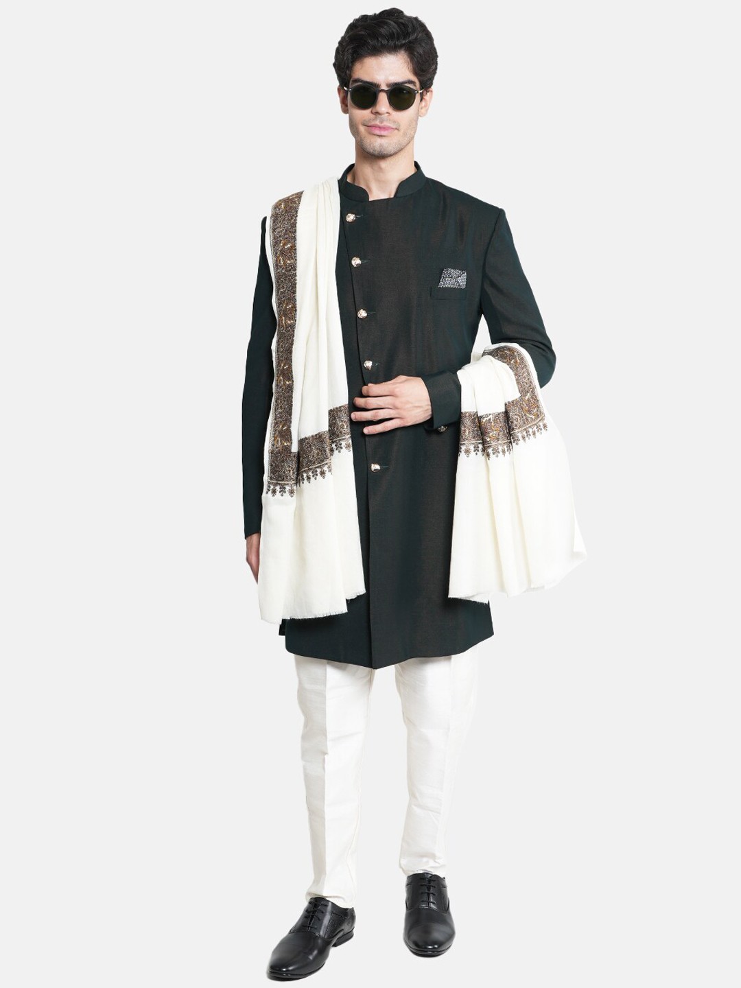 

MUFFLY Floral Embroidered Woollen Shawl, White