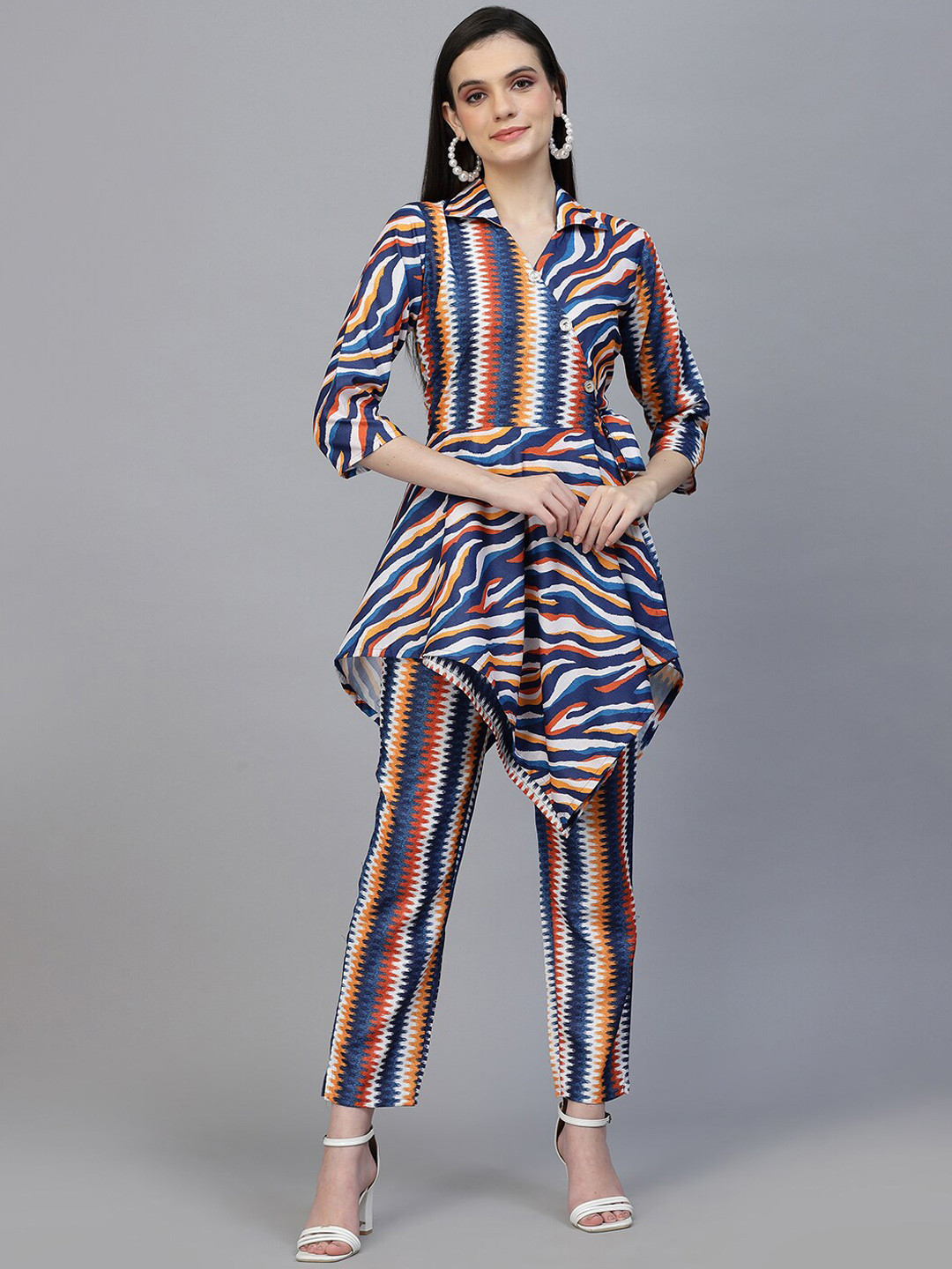 

18 ATTITUDE Abstract Printed Pure Cotton Shirt Collar Tunic & Trousers, Blue
