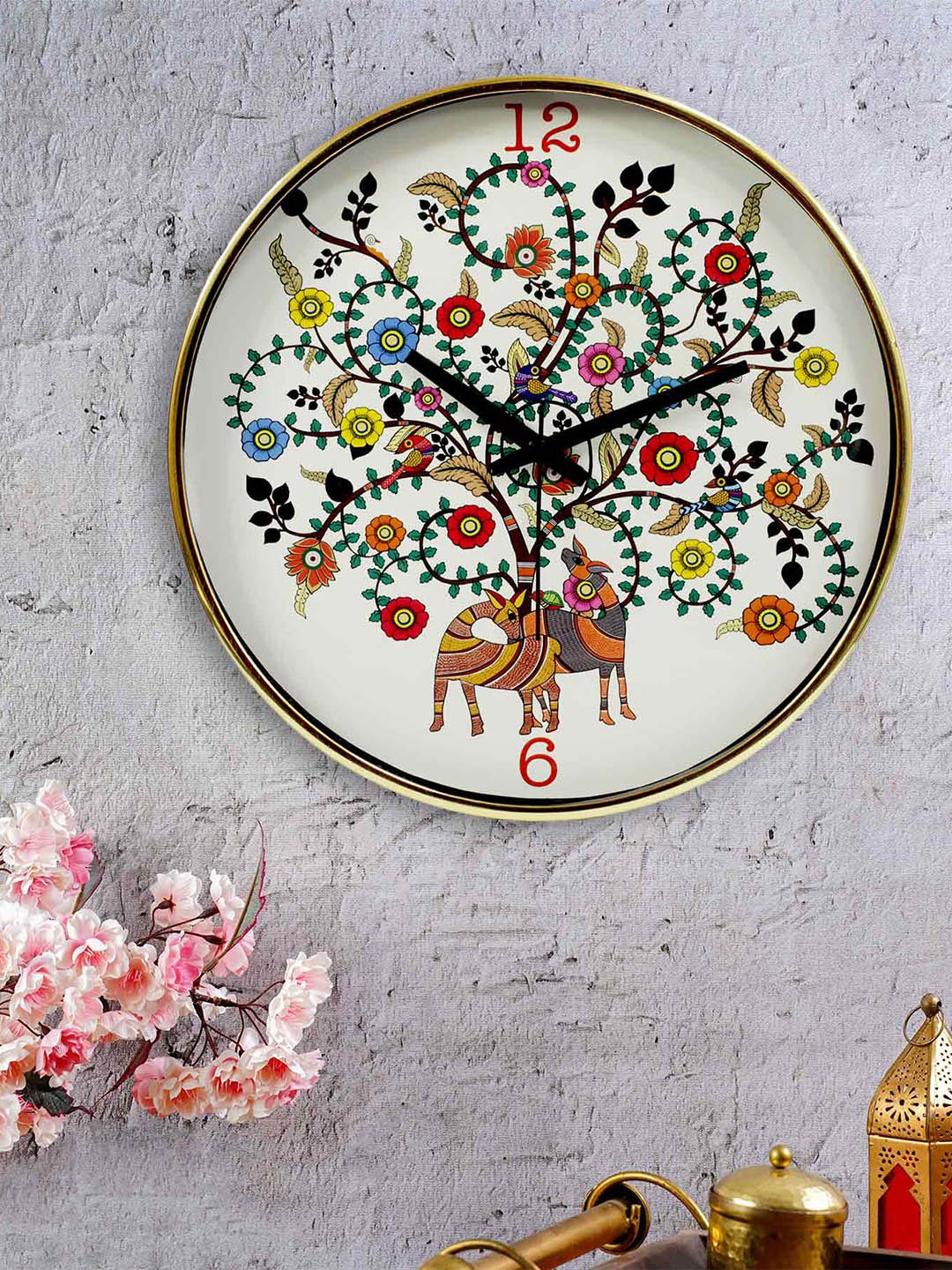 

KOLOROBIA White & Red Madhubani Printed Contemporary Analogue Wall Clock