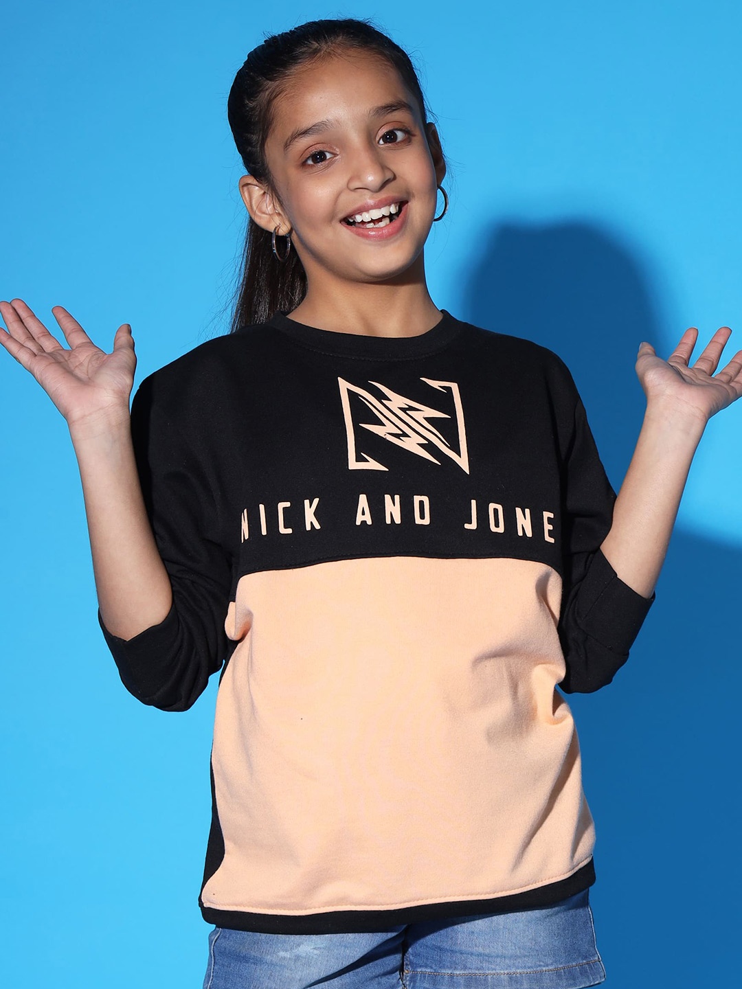 

Nick and Jones Girls Colourblocked Pullover Sweatshirt, Black