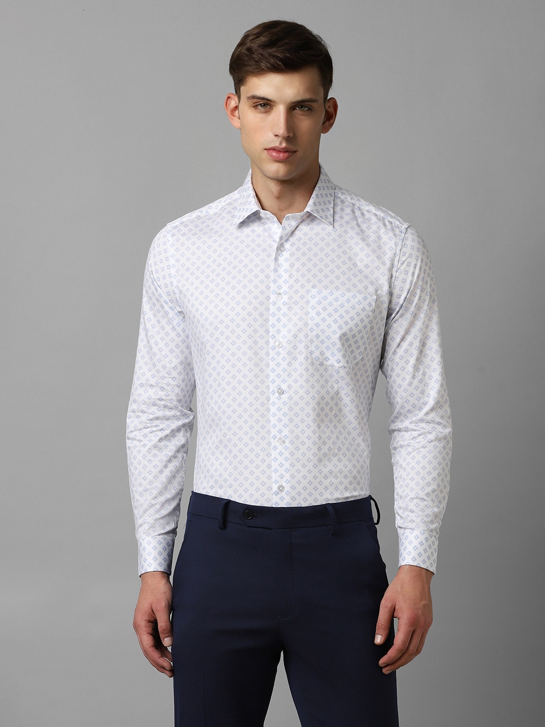 

Louis Philippe Men White Slim Fit Opaque Formal Shirt