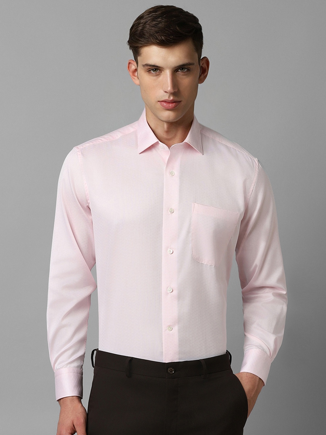 

Luxure by Louis Philippe Classic Spread Collar Long Sleeve Pocket Cotton Formal Shirt, Pink