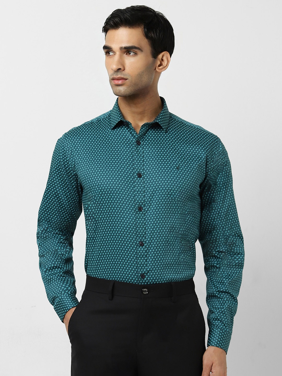 

V Dot Slim Fit Printed Spread Collar Long Sleeves Party Shirt, Green