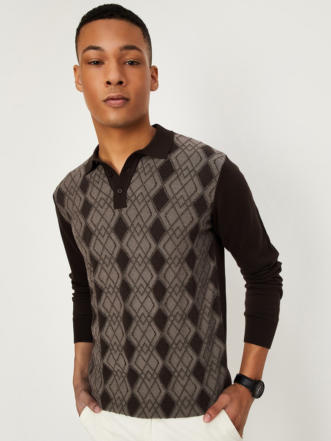 

max Geometric Self Design Polo Collar T-shirt, Brown