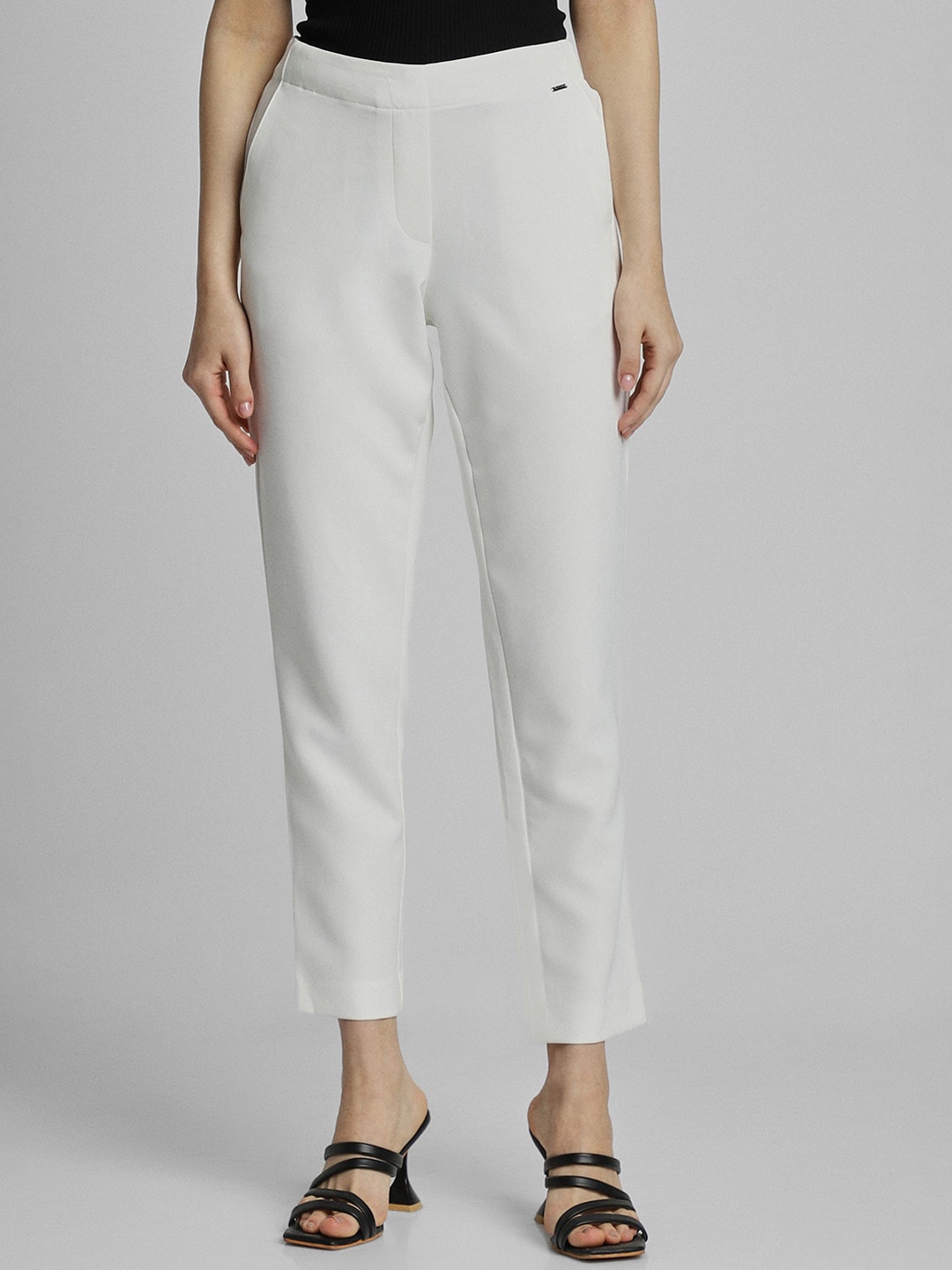 

Allen Solly Woman Women High-Rise Cropped Regular Trousers, White