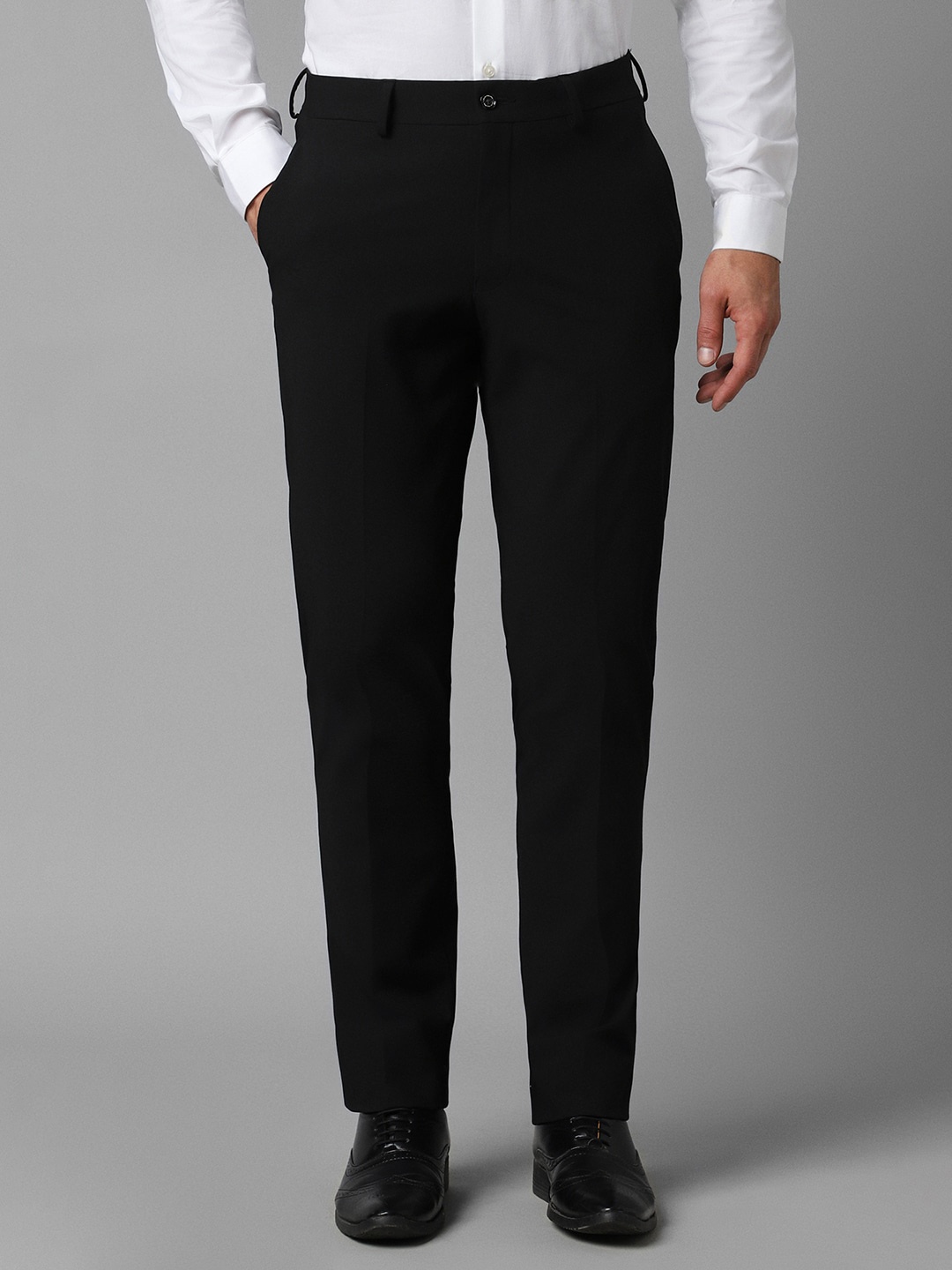 

Louis Philippe Men Slim Fit Trousers, Black