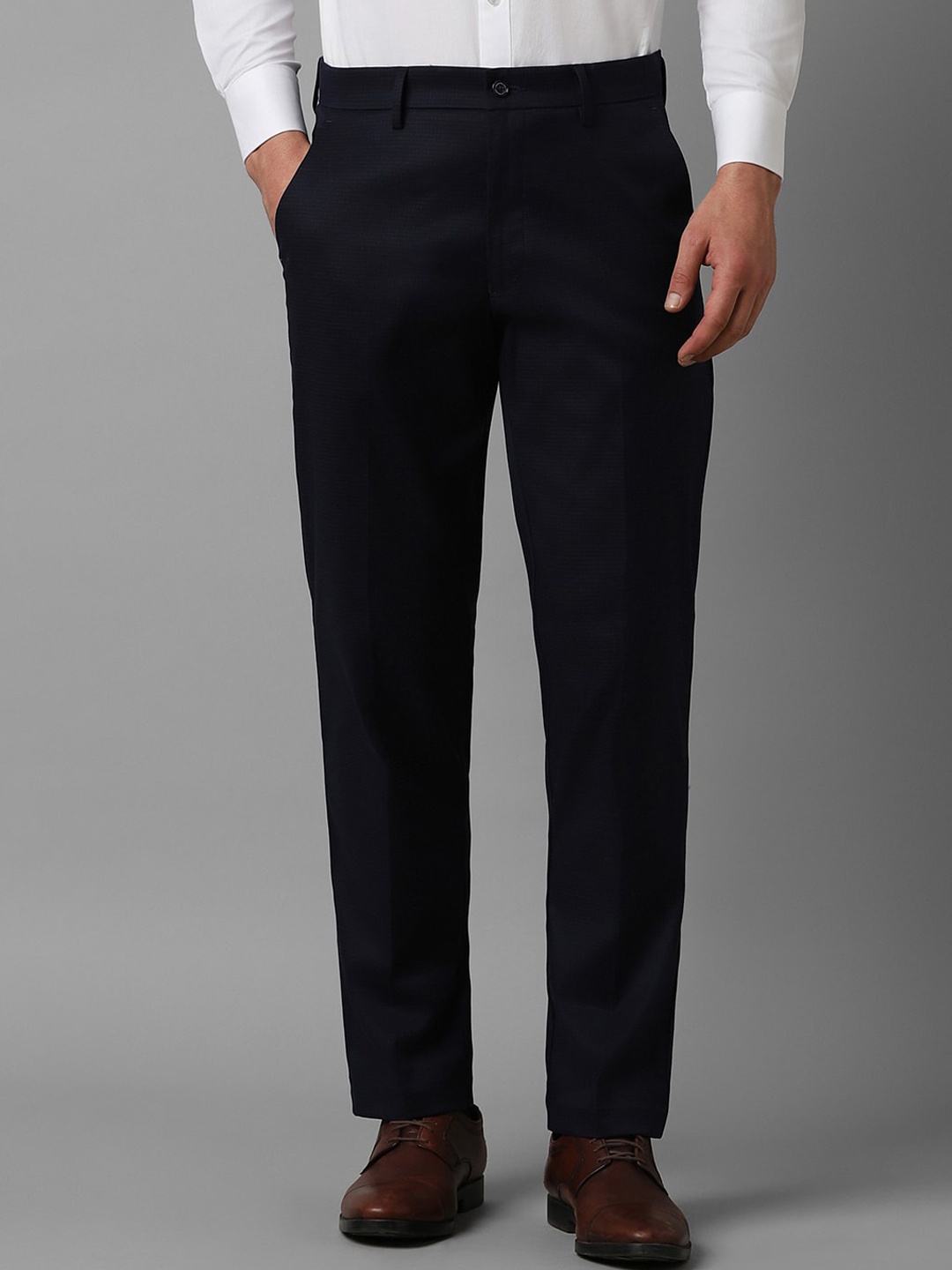 

Louis Philippe Men Mid-Rise Formal Trousers, Navy blue