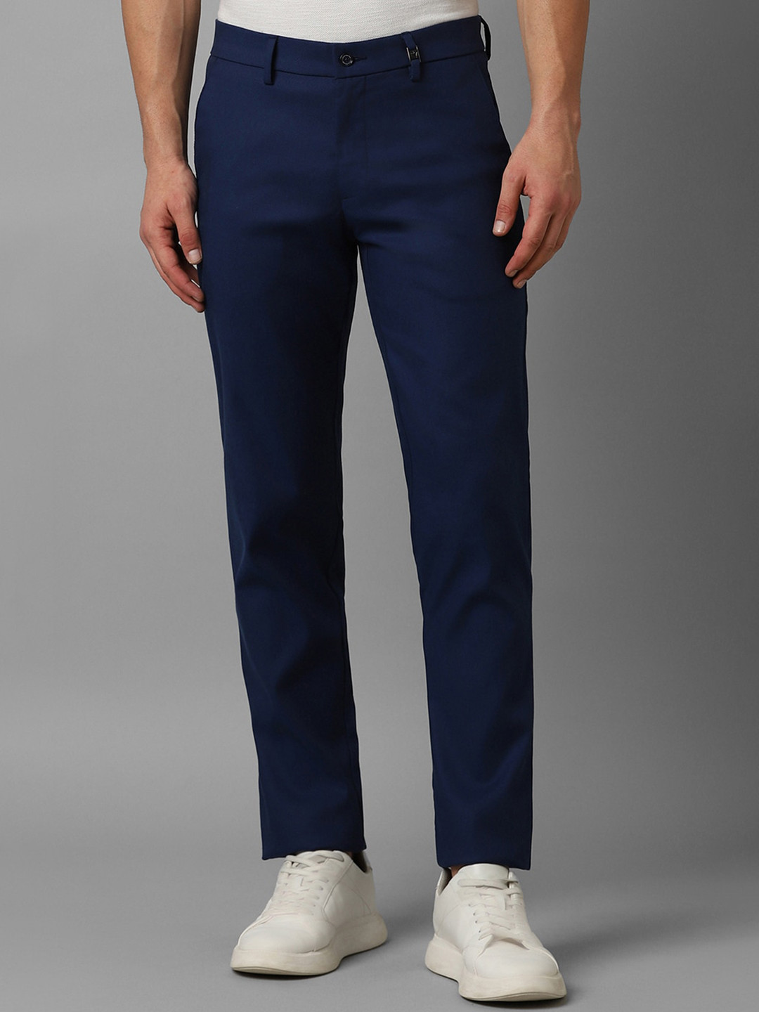 

Louis Philippe Sport Men Slim Fit Mid-Rise Casual Trousers, Navy blue