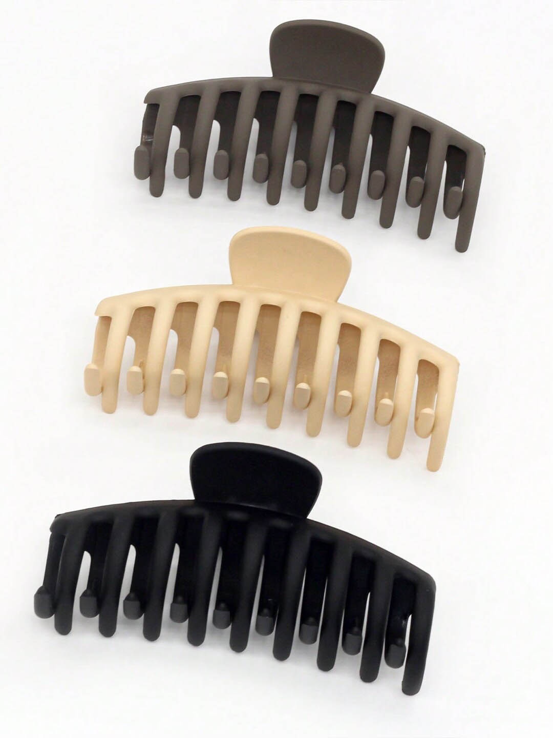 

VAGHBHATT Set Of 3 Claw Clip, Black