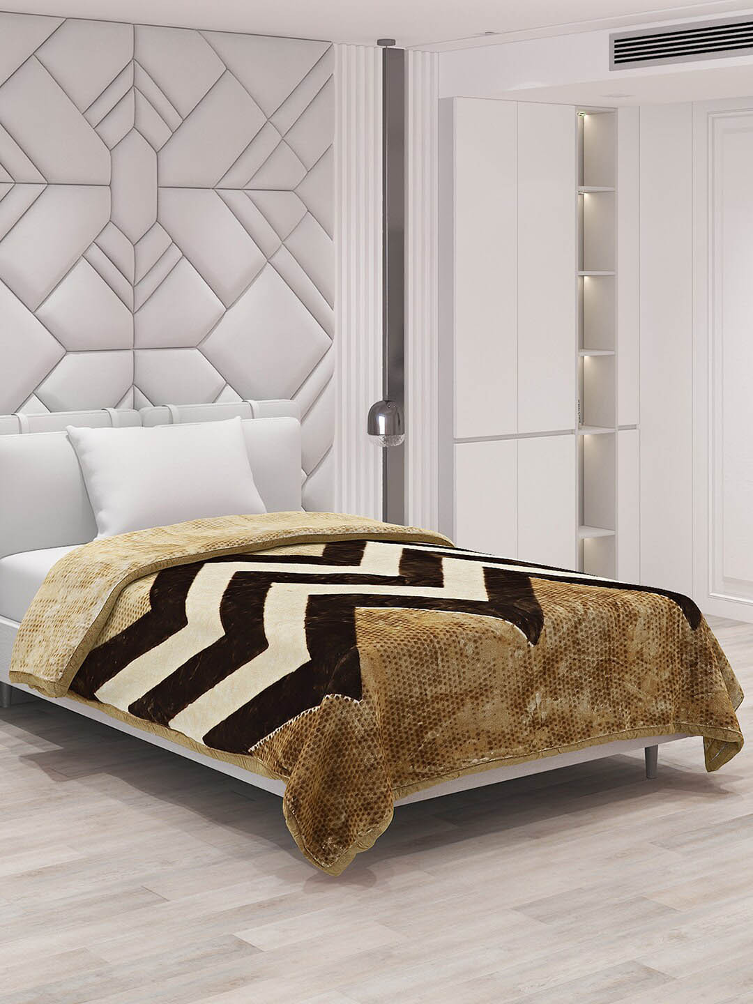 

Monte Carlo Brown & Black Striped 1000 GSM Heavy Winter Single Bed Blanket