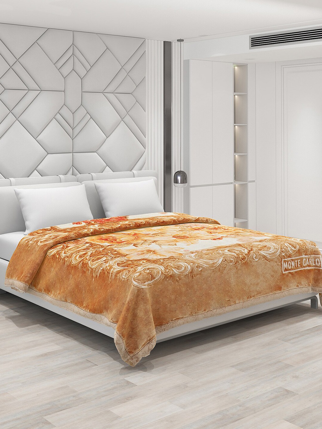 

Monte Carlo Nagina Brown & White Floral 1000 GSM Heavy Winter Double Bed Blanket